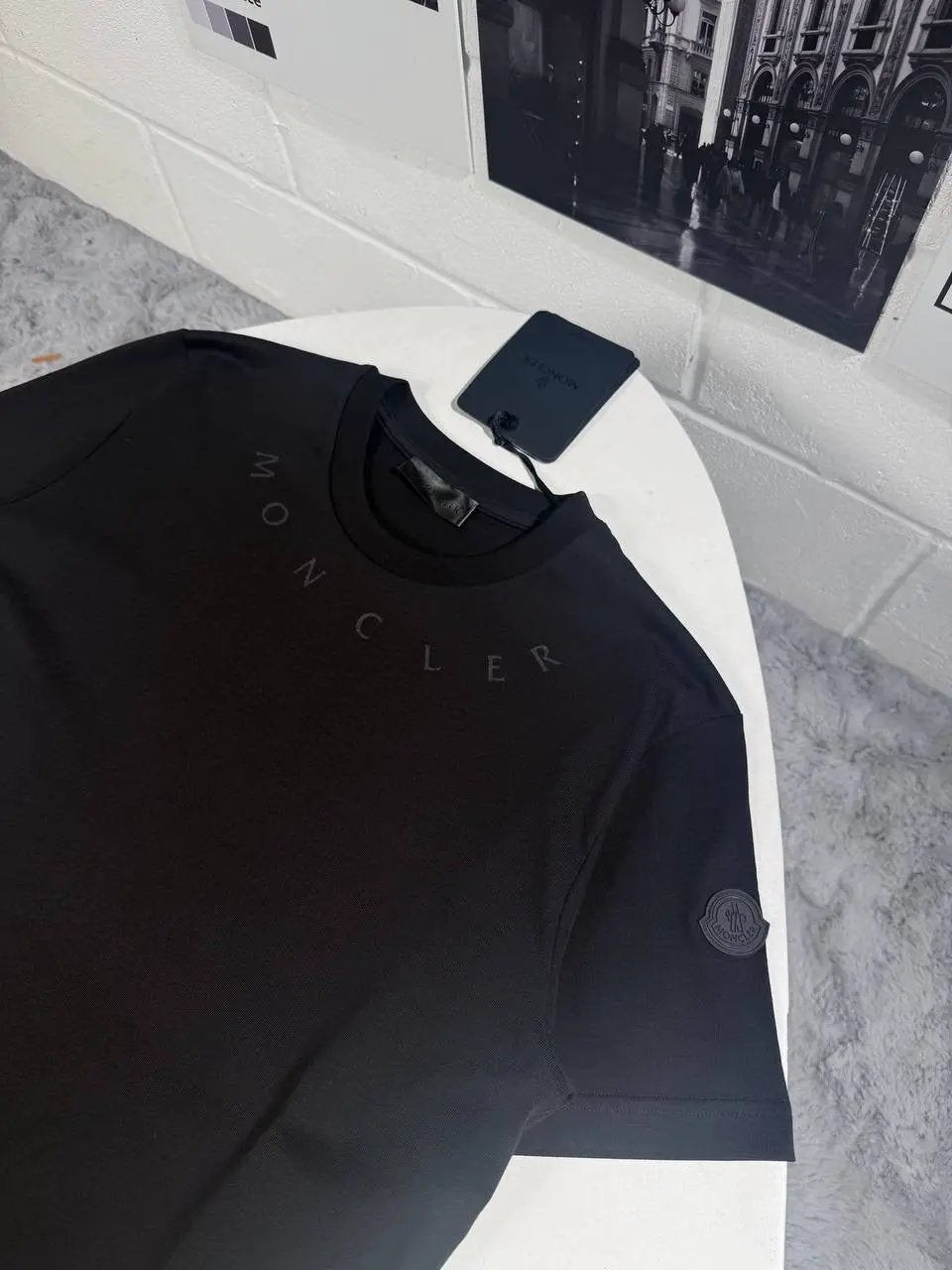 MNCLR NECK LOGO TSHIRT by Stock supplier
