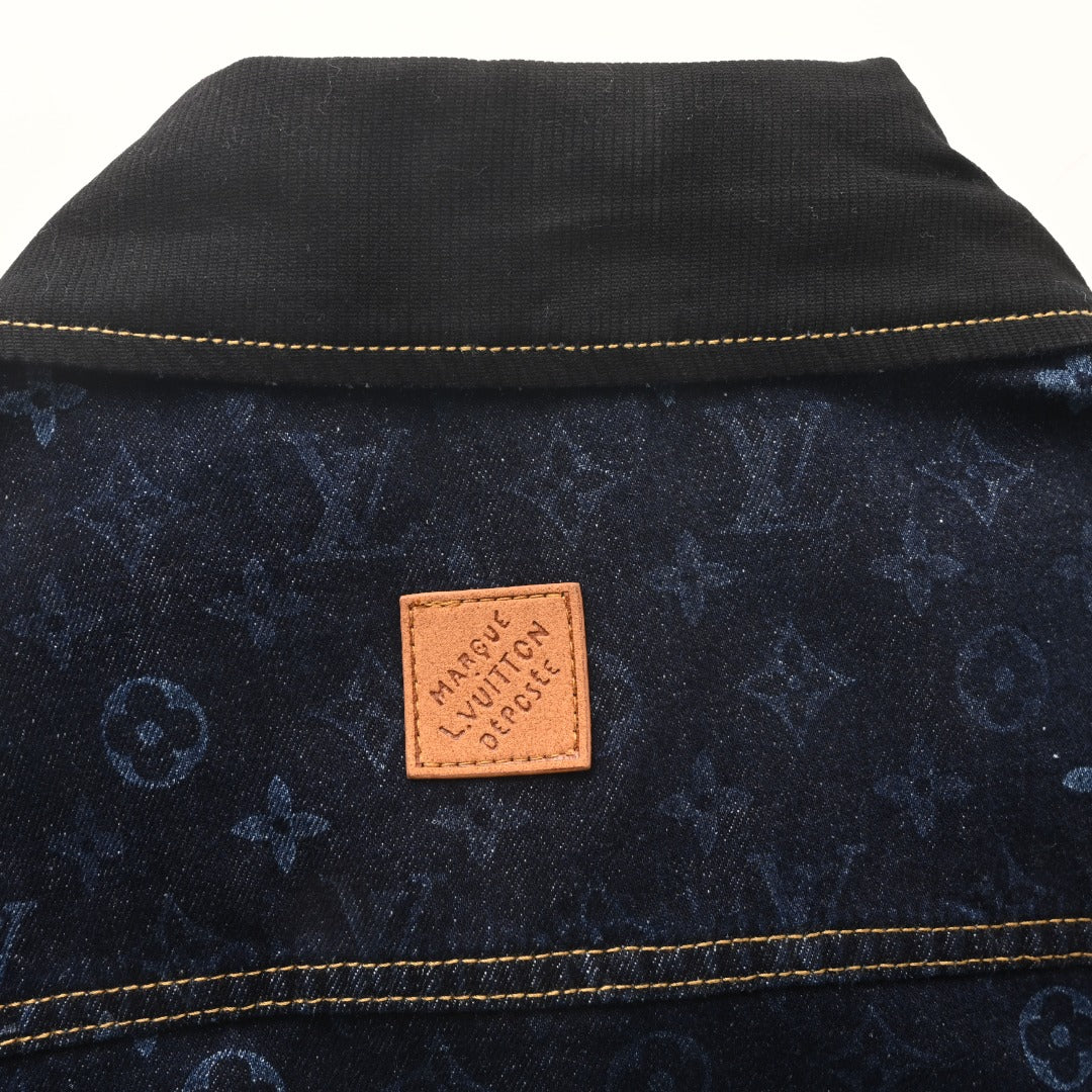 LVE DENIM JACKET(Pre-order)