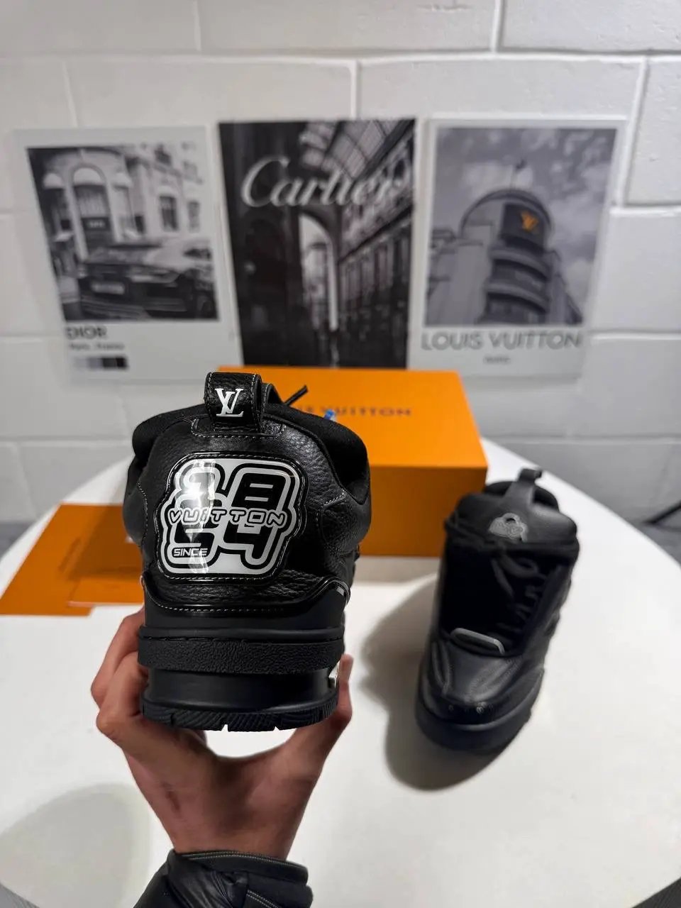 LVE SKATES BLACK by Stock supplier