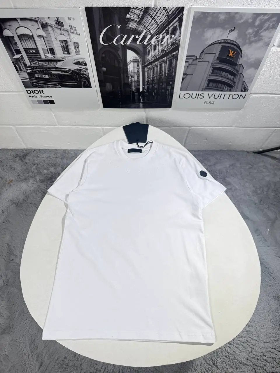 MNCLR NECK LOGO TSHIRT by Stock supplier