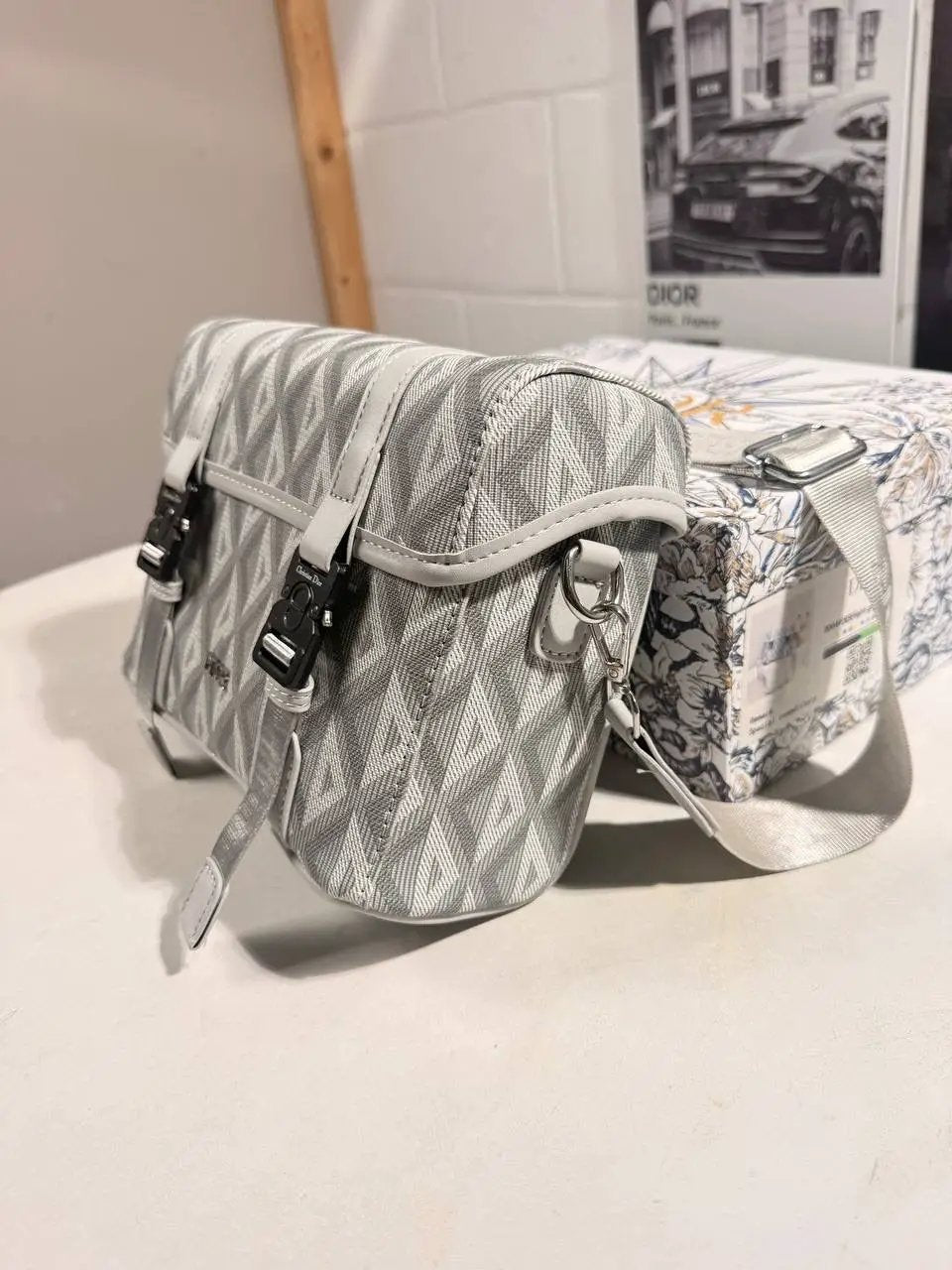 IOR SIDE BAG Stock supplier