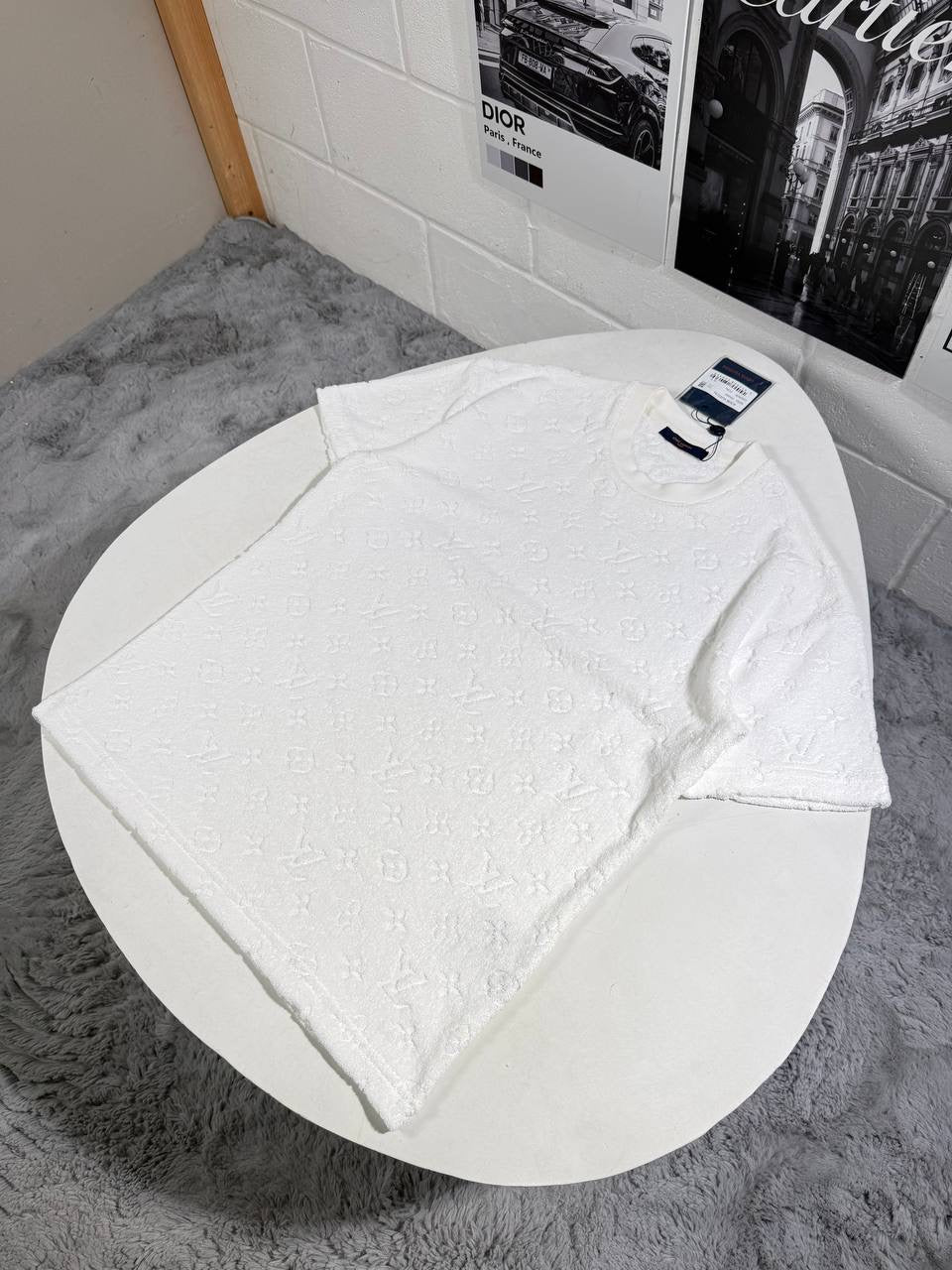 LVE TOWEL TSHIRT