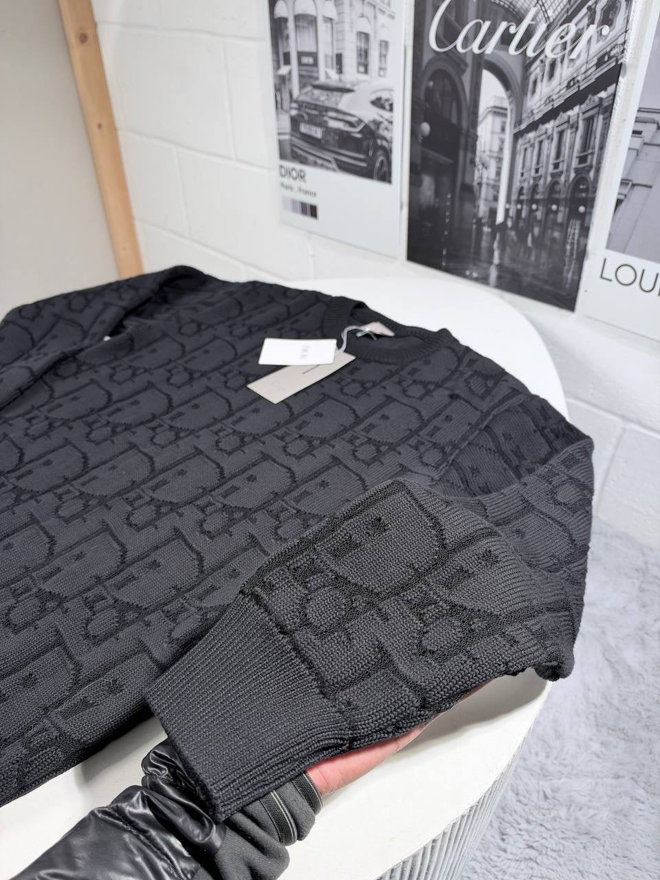 IOR OBLIQUE SWEATER