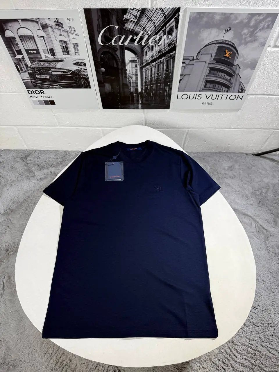 LVE LOGO TSHIRT by Stock supplier