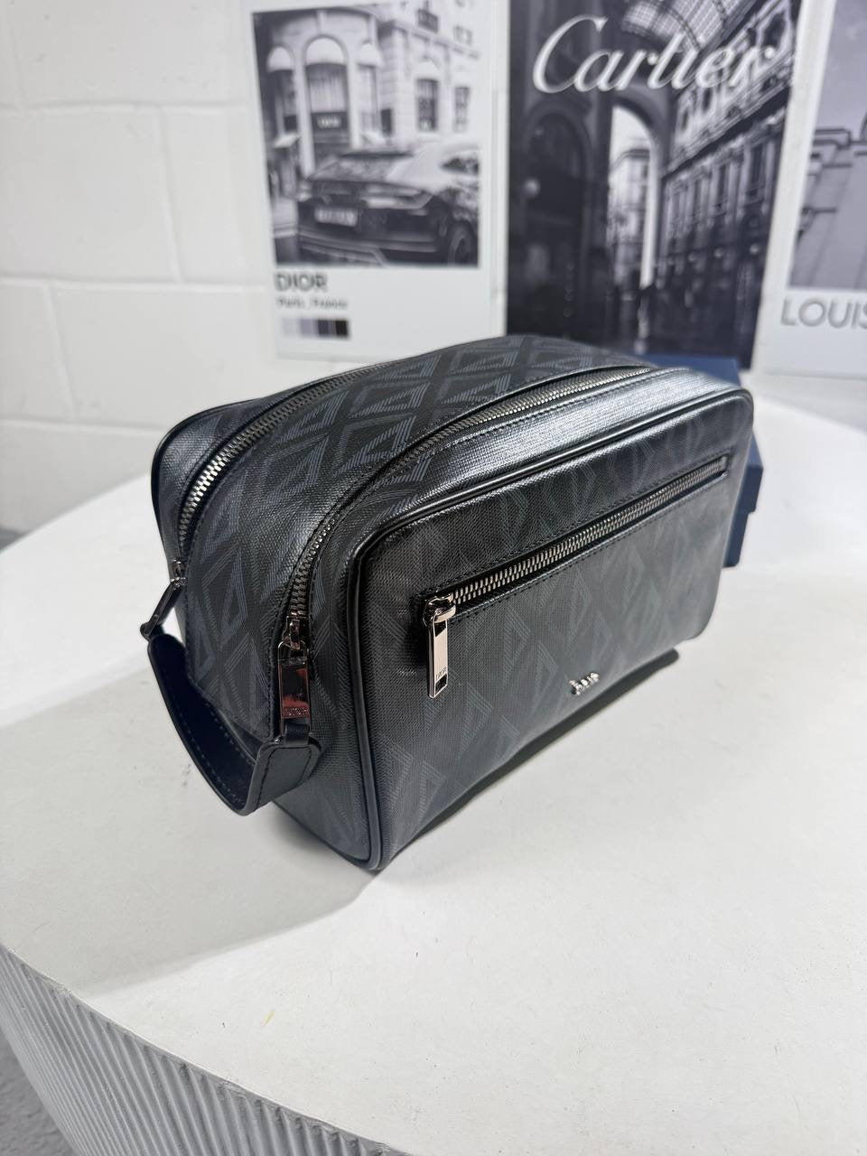 DIOR MASSENGER BAG