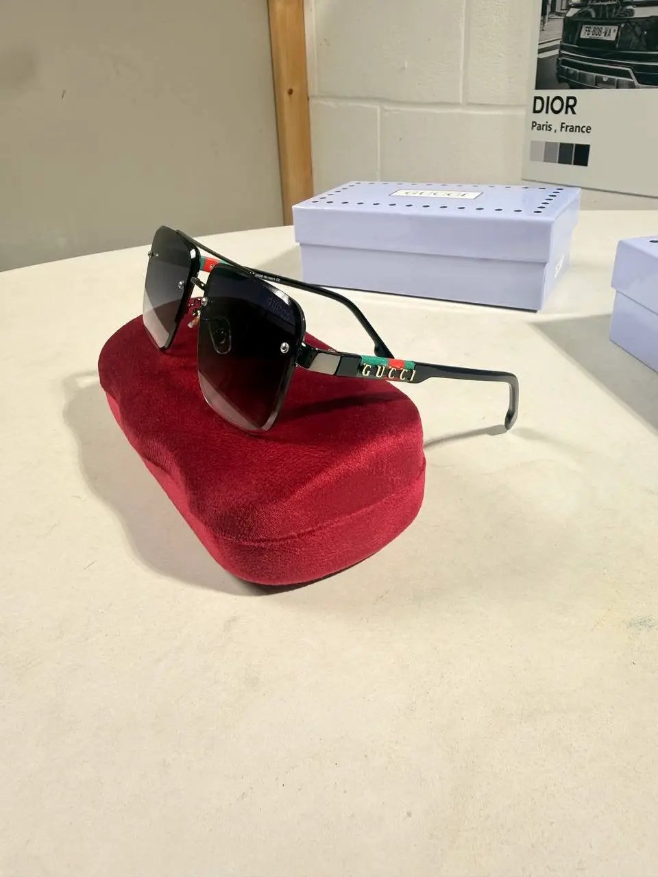 UCCI MENS SUNGLASSES Stock supplier