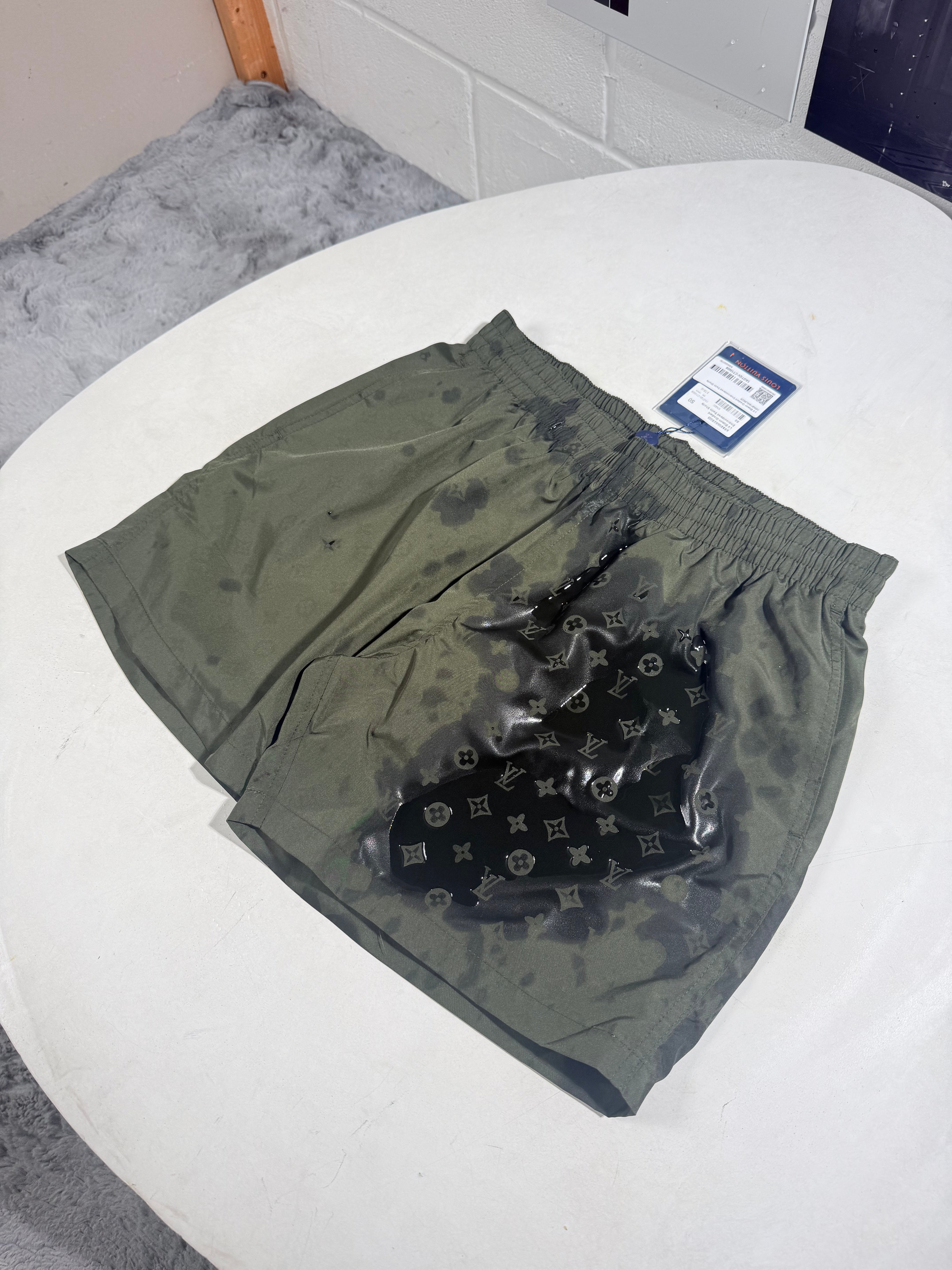 LVE WATER REACTIVE SHORTS