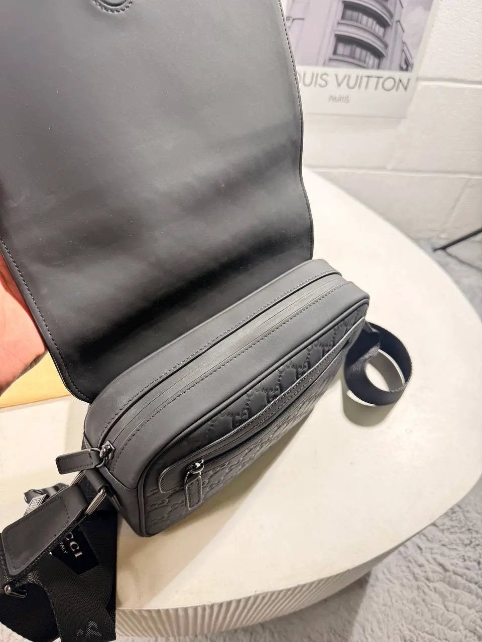 UCCI MESSENGER BAG Stock supplier