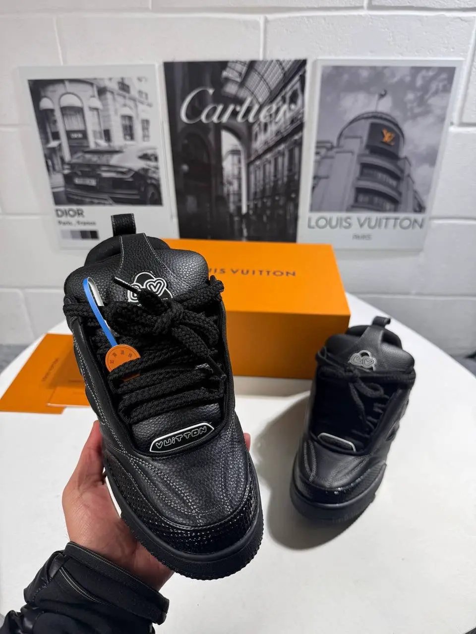 LVE SKATES BLACK by Stock supplier