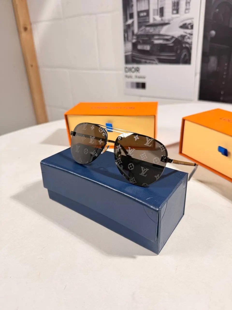 LVE MONOGRAM SUNGLASSES Stock supplier