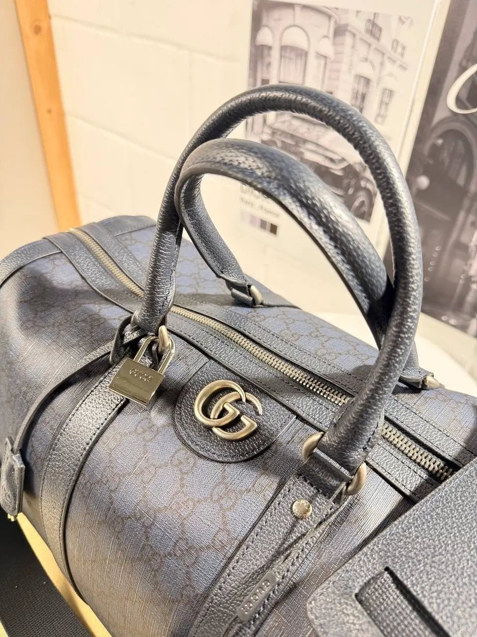 UCCI DUFFLE BAG Stock supplier