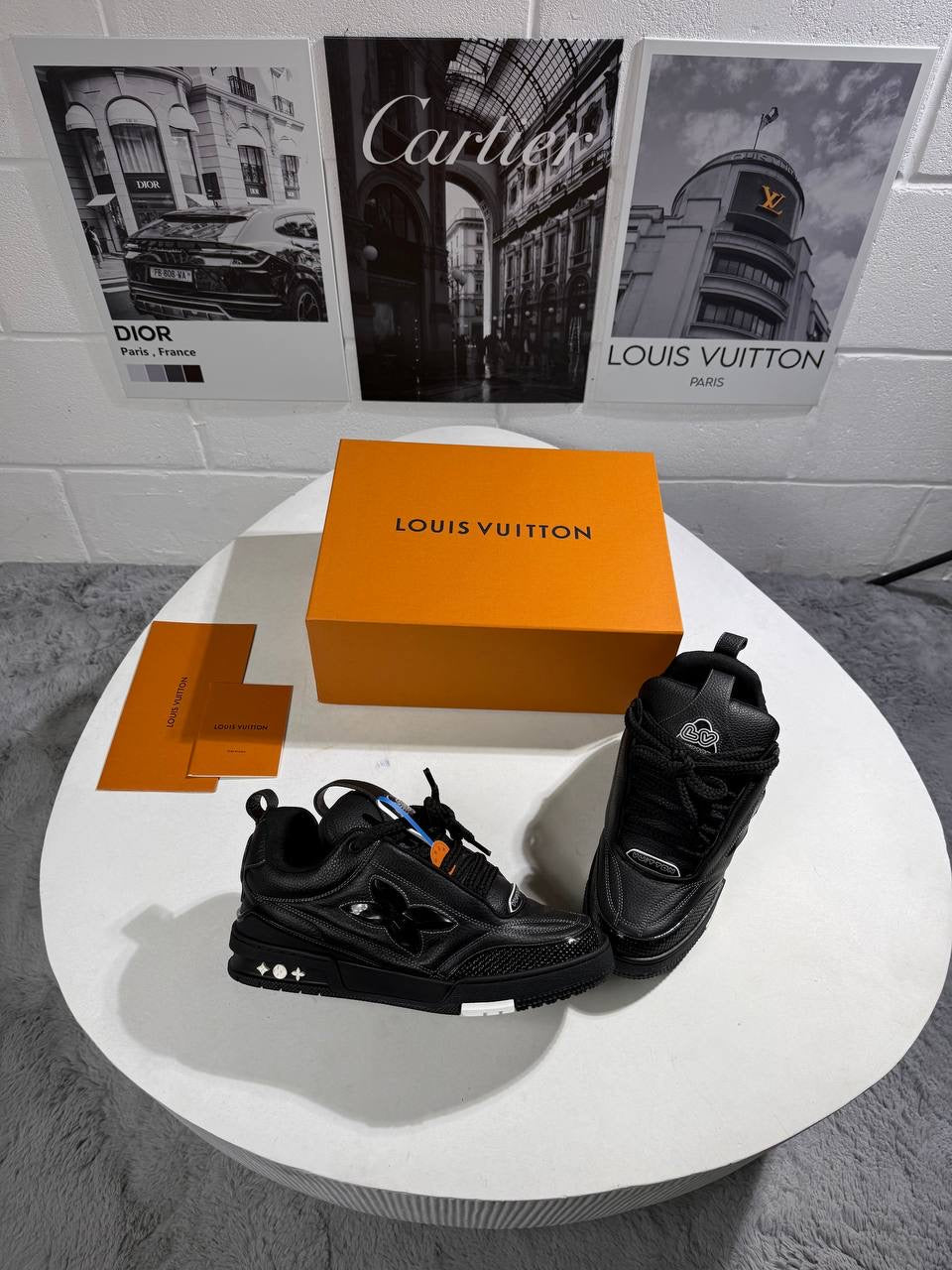 LVE SKATES BLACK