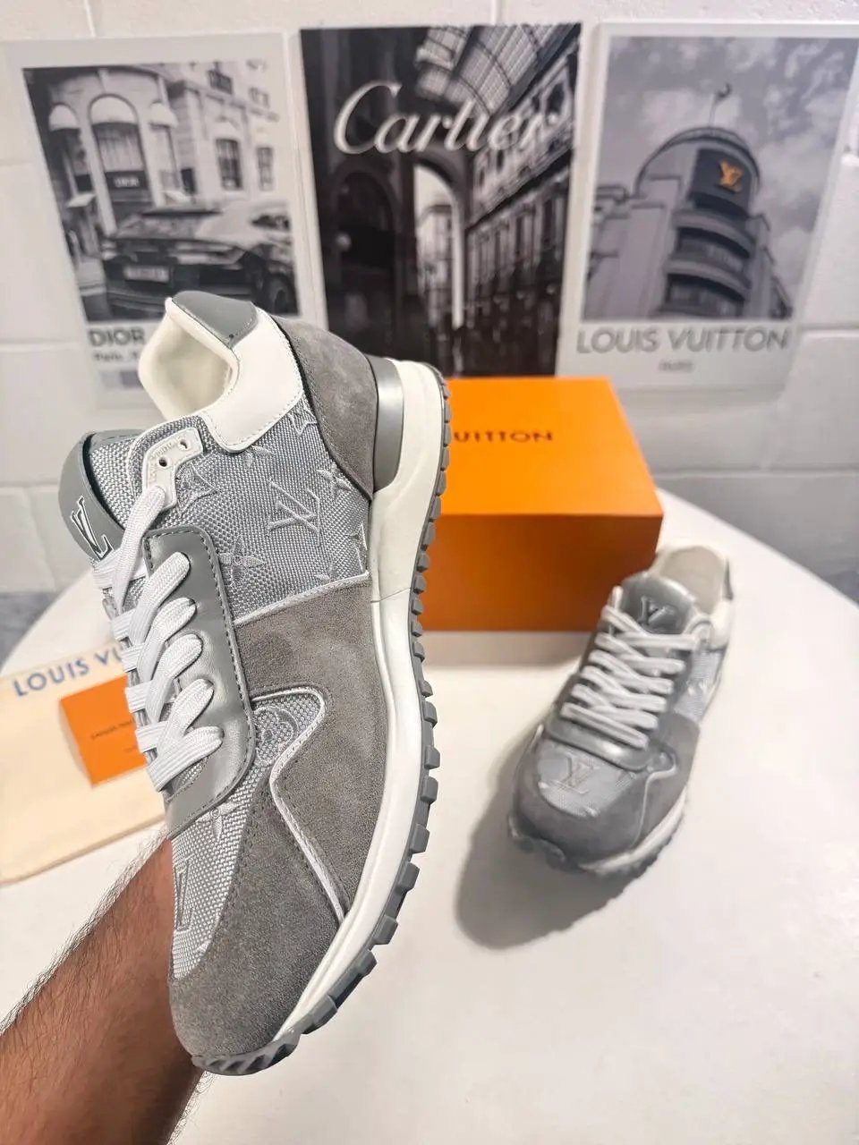 LVE RUN AWAY TRAINERS GREY Stock supplier