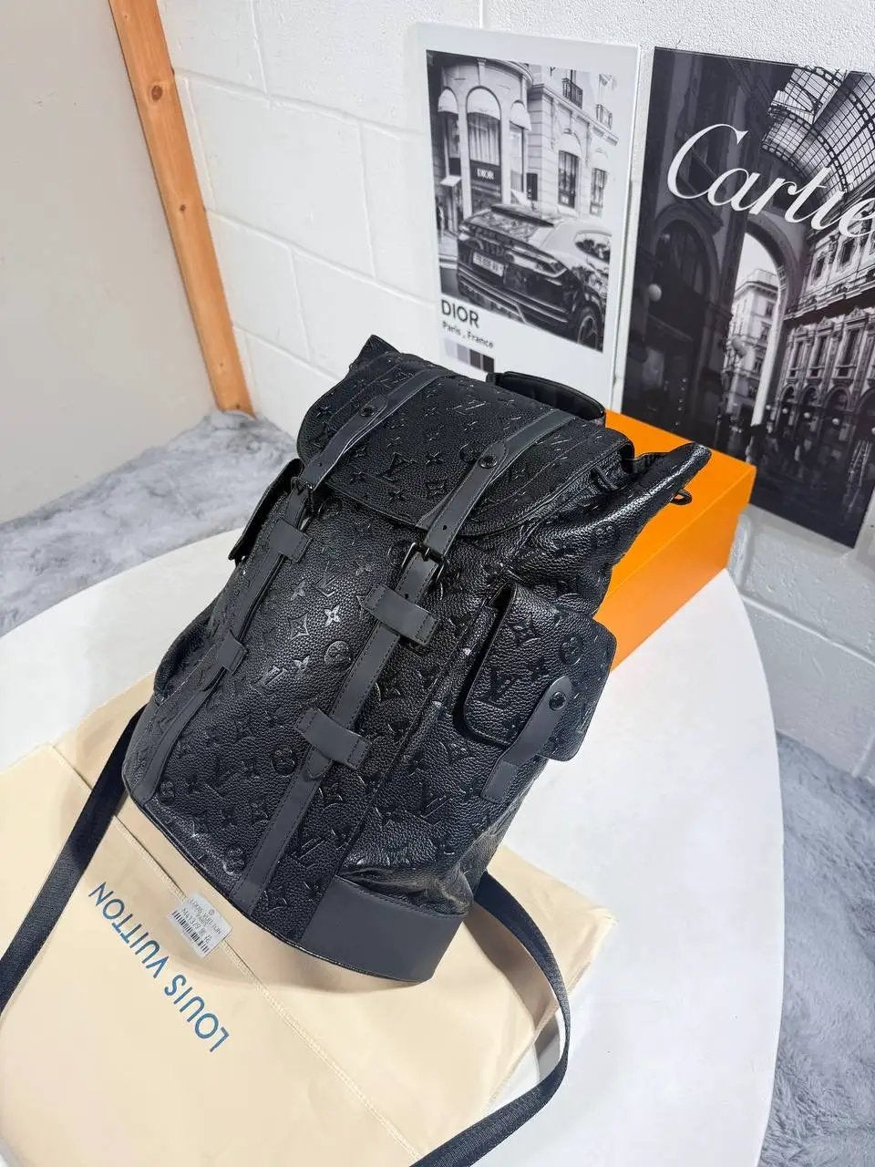 LVE BLACK LOGO BACKPACK