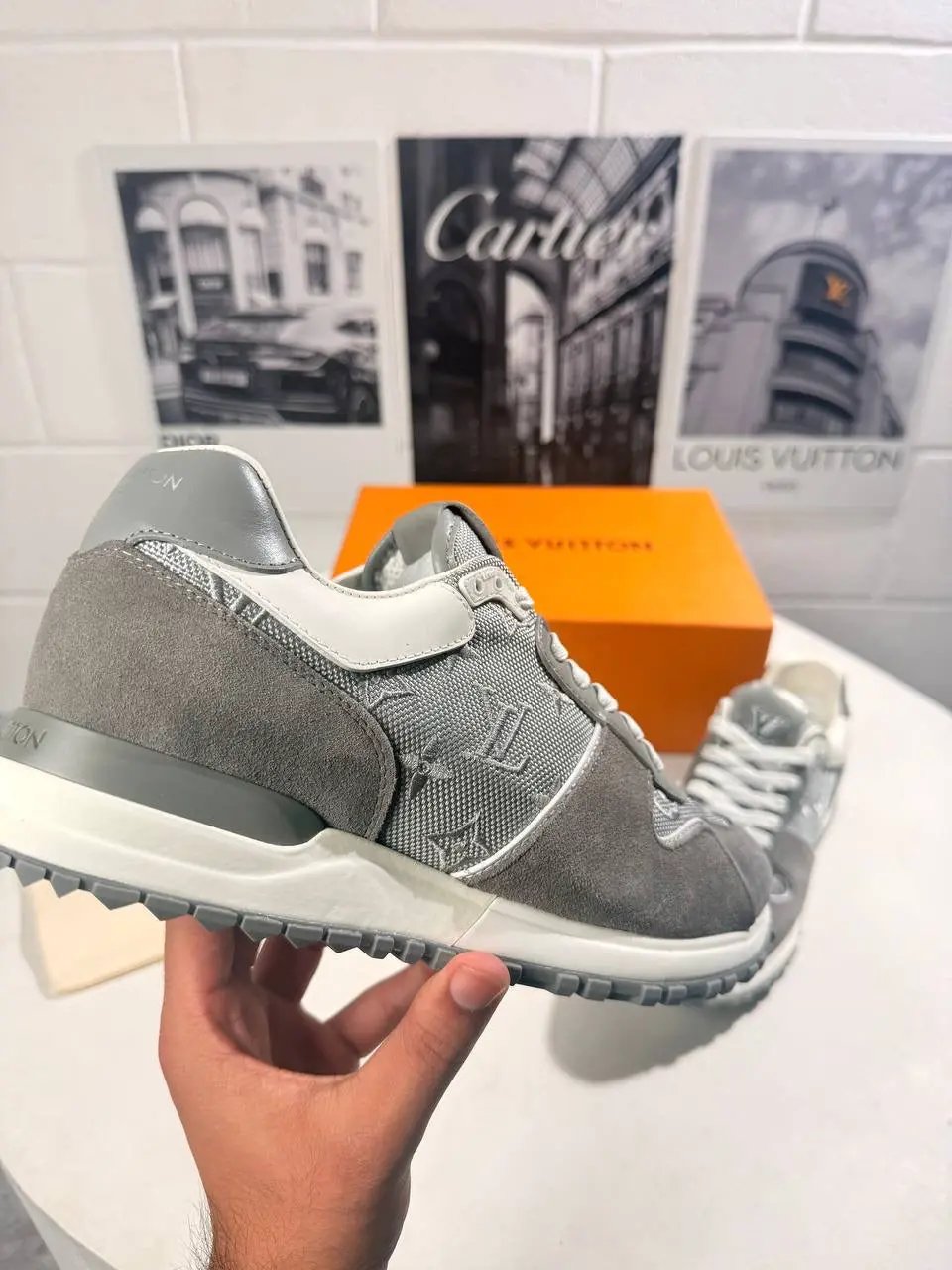 LVE RUN AWAY TRAINERS GREY Stock supplier