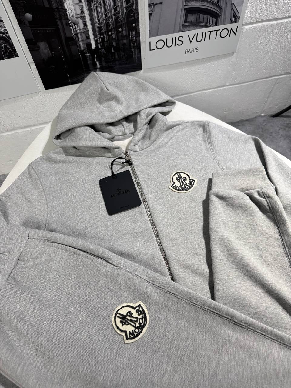 MNCLR SKETCHED LOGO TRACKSUIT