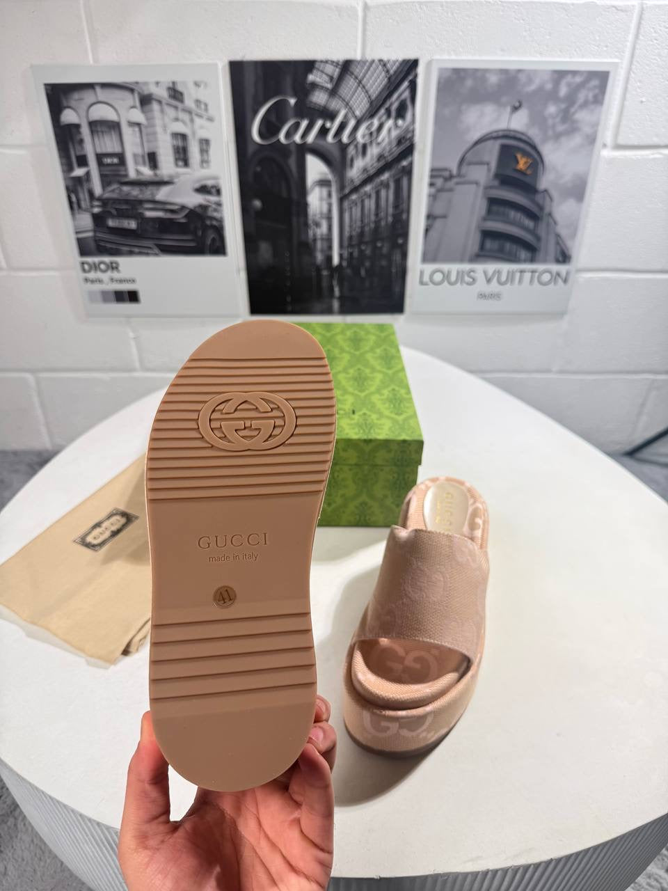 UCCI HEEL SLIDERS