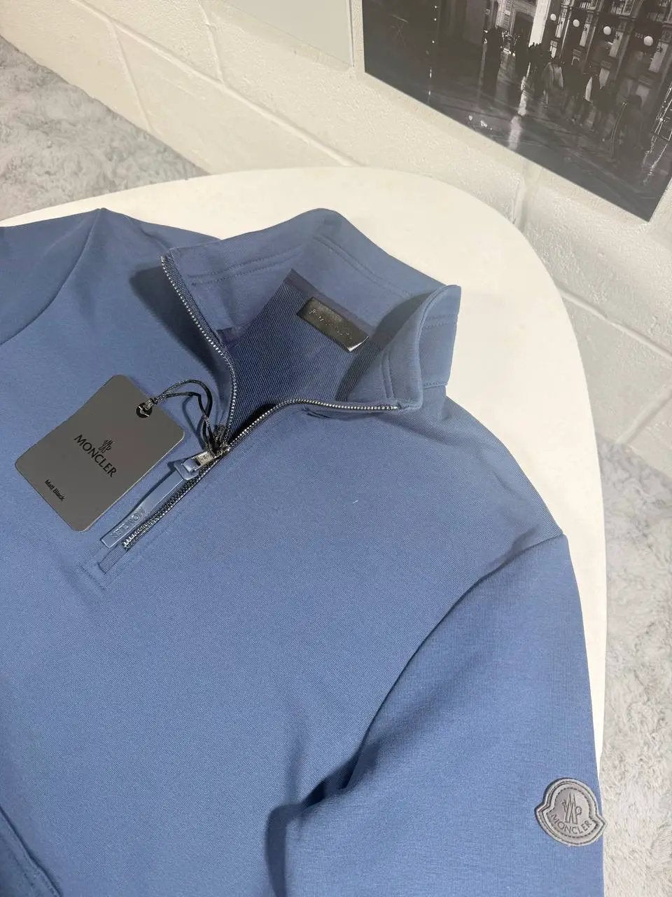 MNC QUARTER ZIP BLACK BADGE by Stock supplier