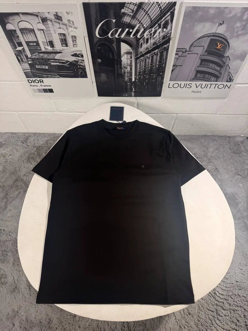 LVE LOGO TSHIRT by Stock supplier
