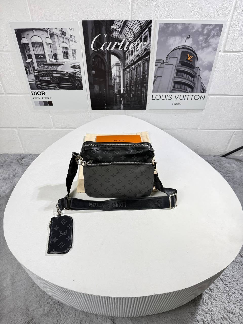 LVE TRIO MESSENGER BAG