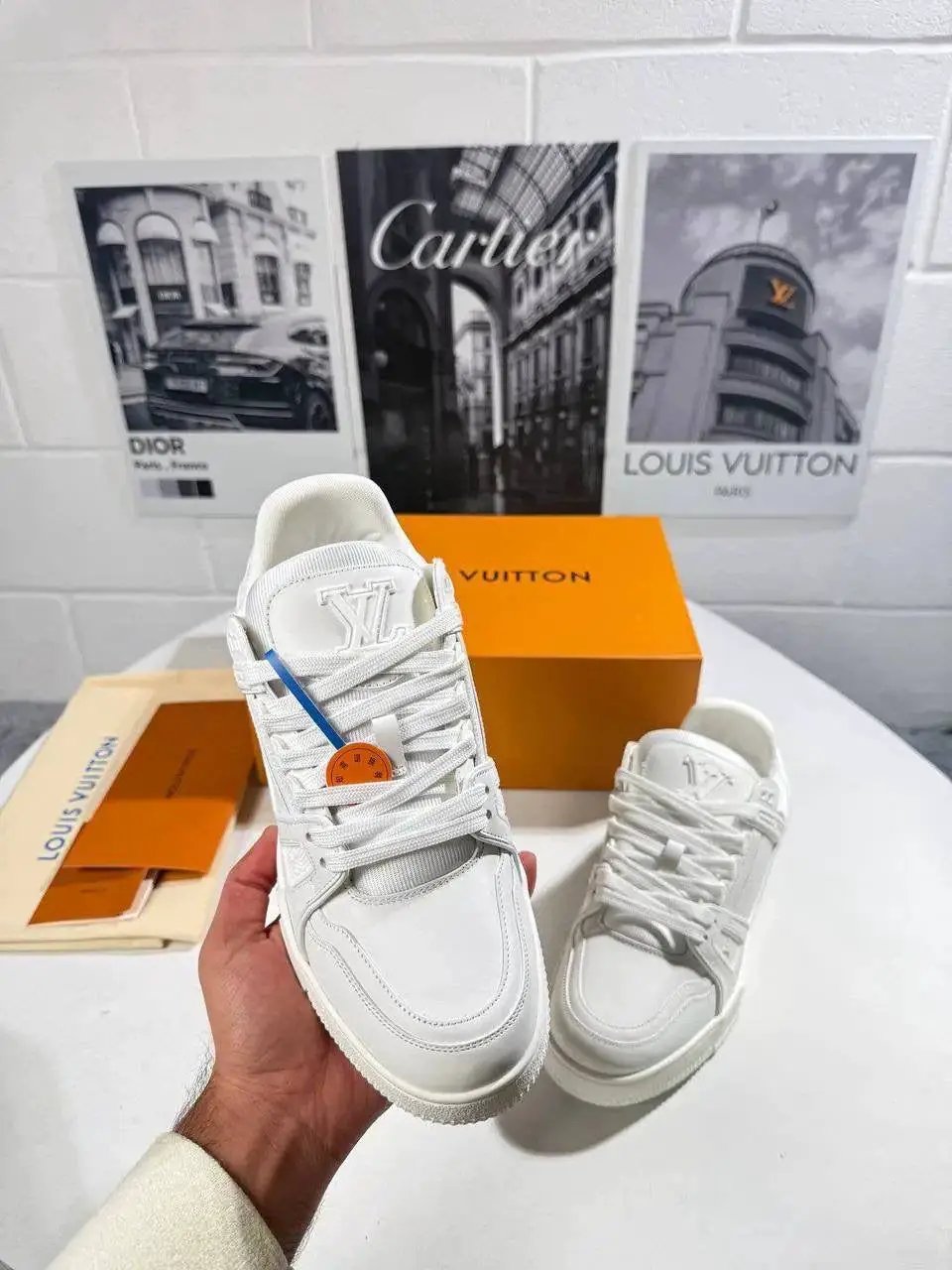 LVE FULL WHITE TRAINERS Stock supplier