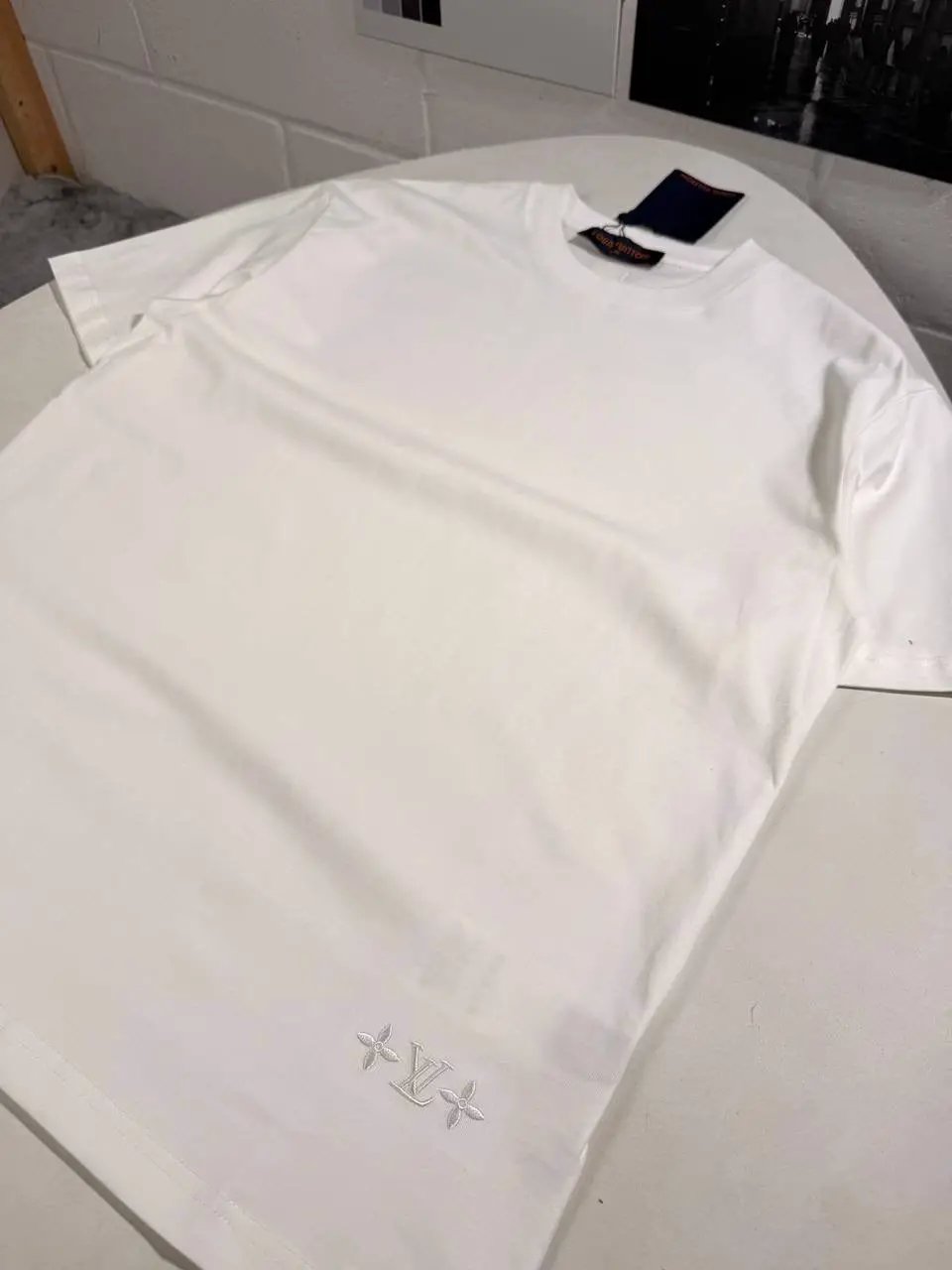 LVE LOGO TSHIRT Stock supplier