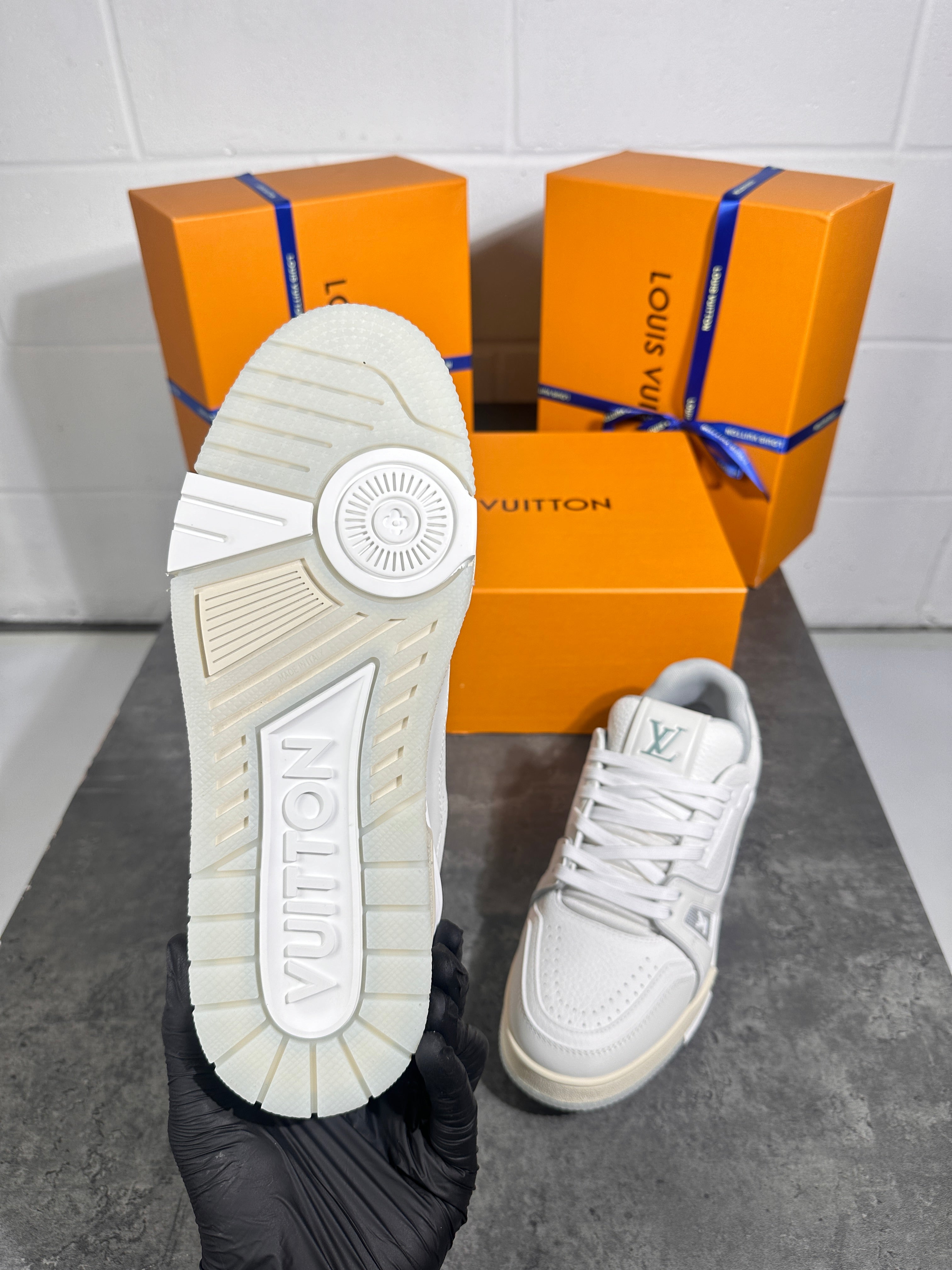 Lv full white trainers