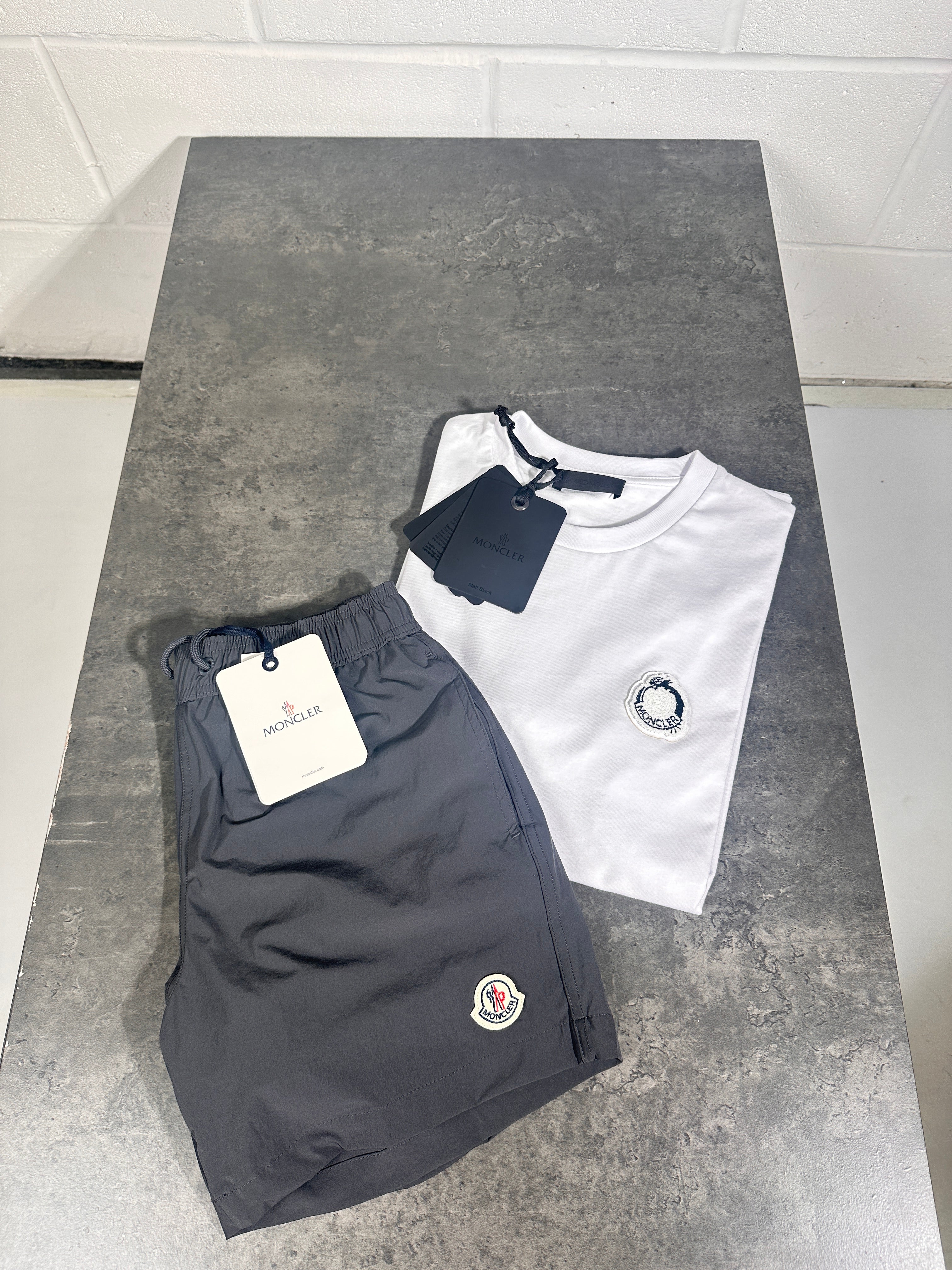 Moncler short set