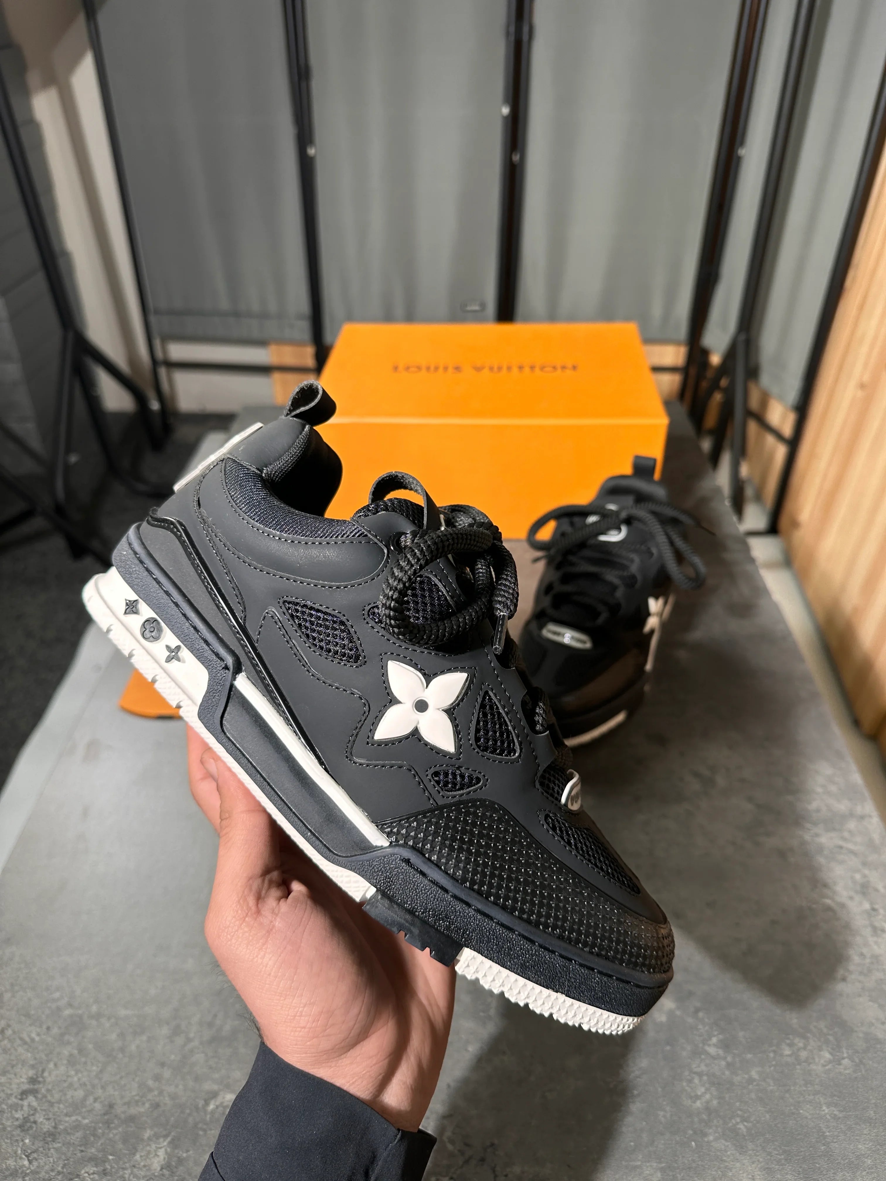 Louis Vuitton skates trainers black