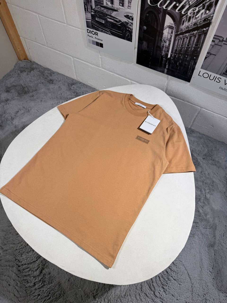 GVNCHY PATCH LOGO TSHIRT