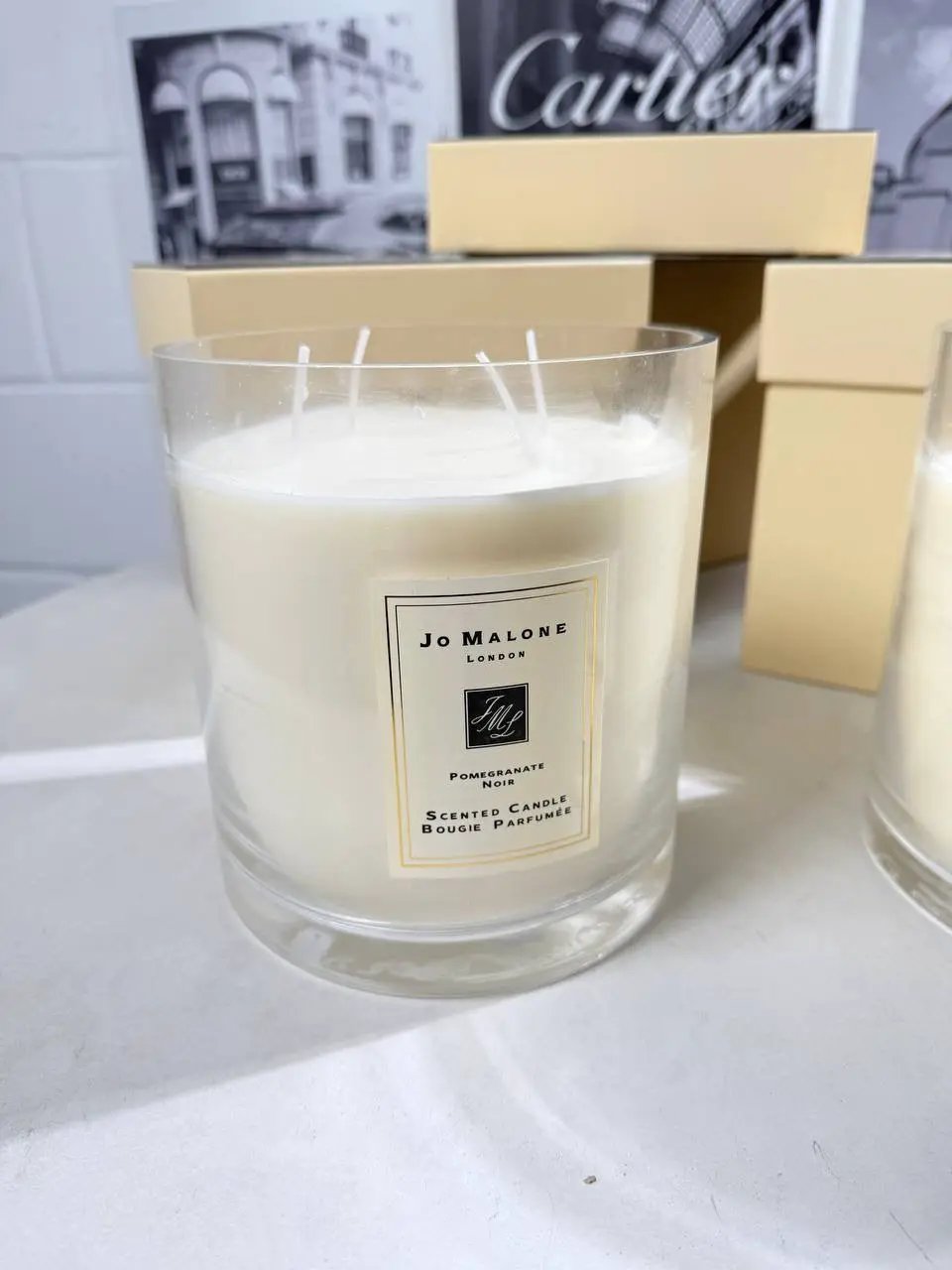 J MALONE CANDLE by Stock supplier