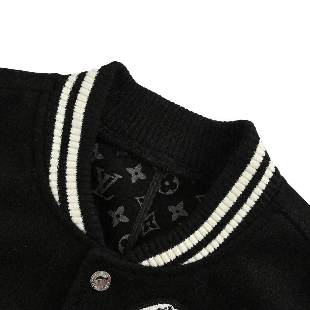 LVE BOMBER JACKET (Pre-order)