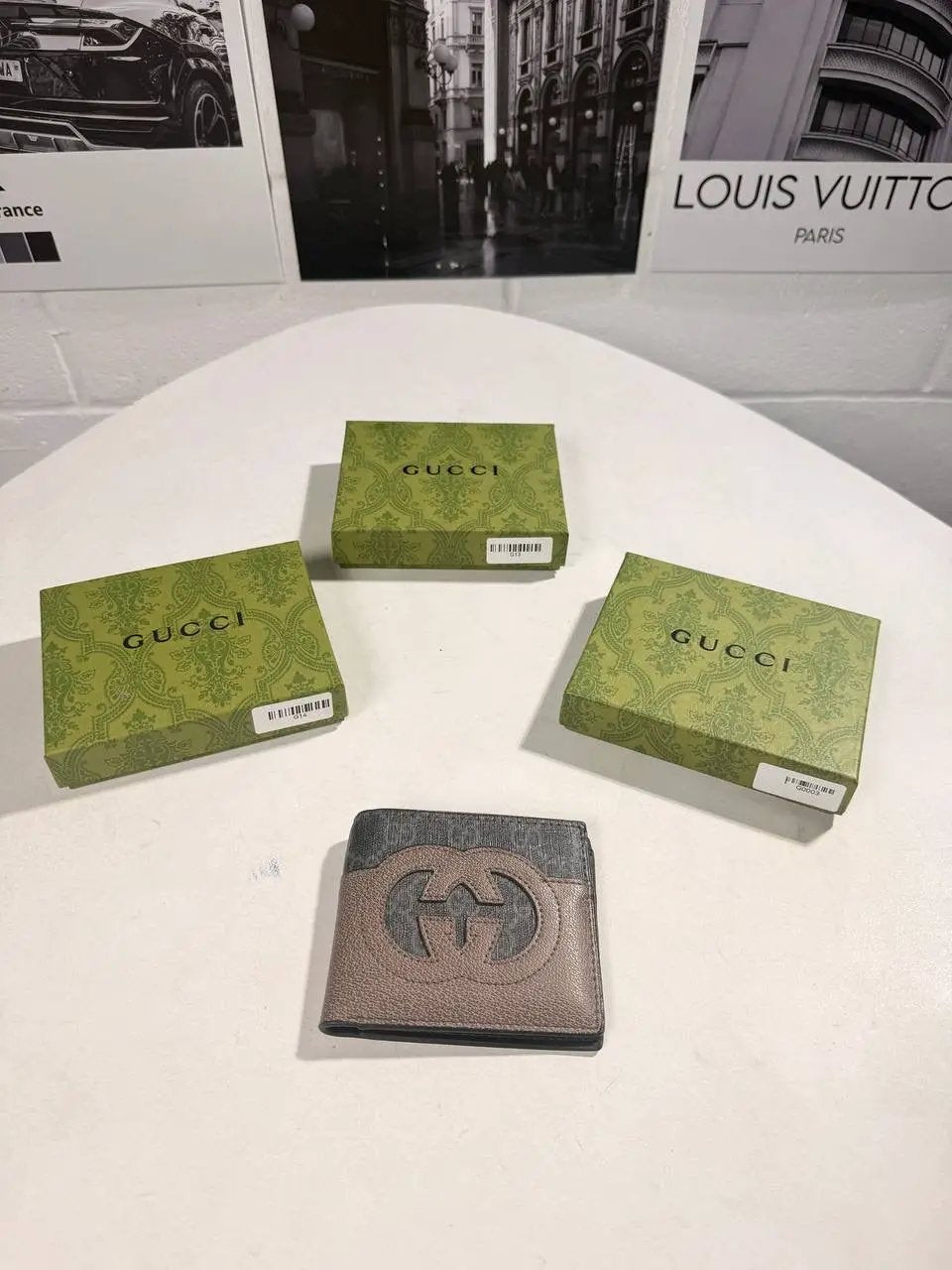 UCCI WALLET MENS Stock supplier