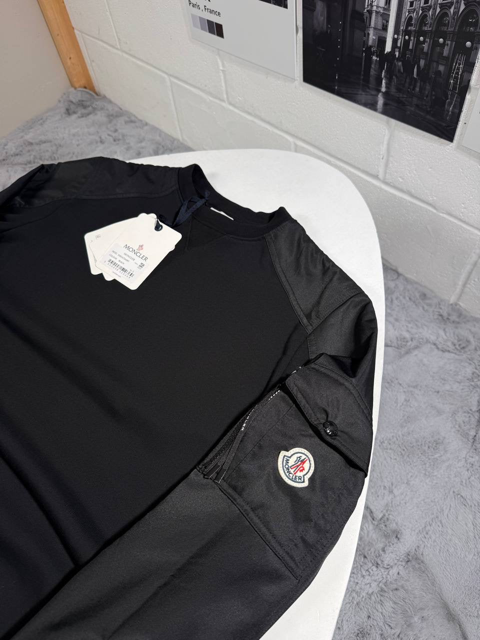 MNC CREWNECK JUMPER BLACK