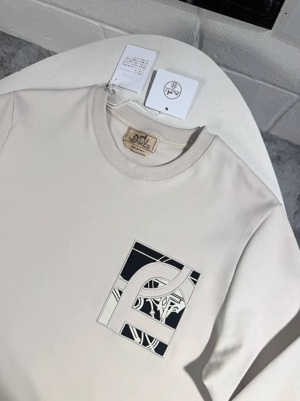 HRMS JUMPER BEIGE by Stock supplier