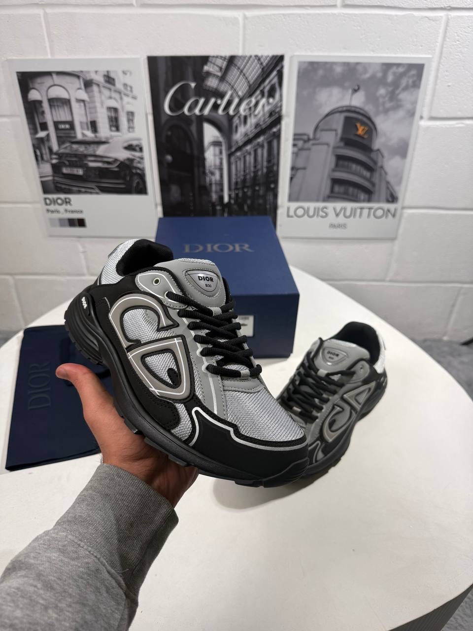 (pre-order)IOR - b30 black and grey