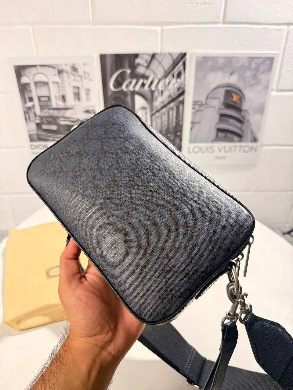 UCCI MESSENGER BAG Stock supplier