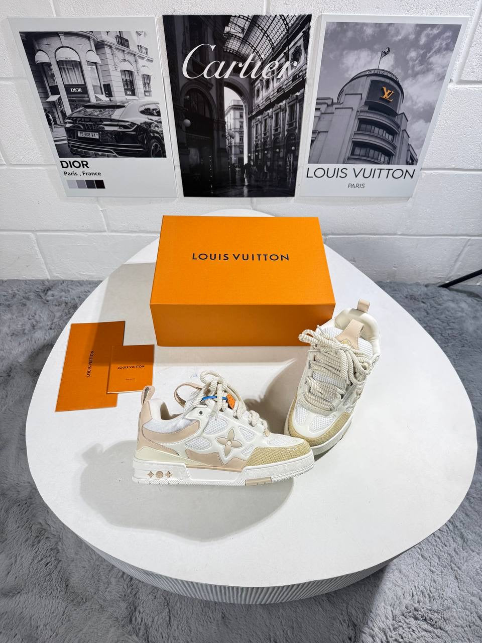 LVE SKATES BEIGE & WHITE