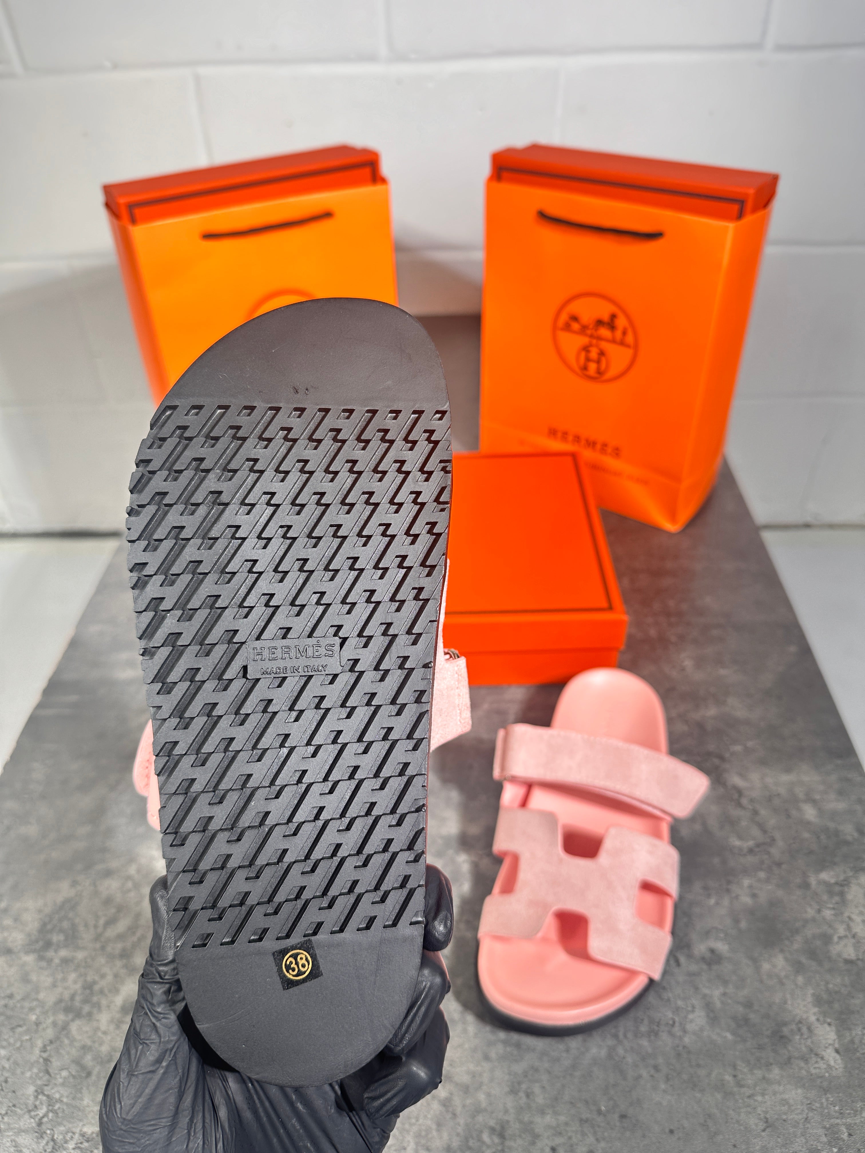 Hermes ladies pink slides