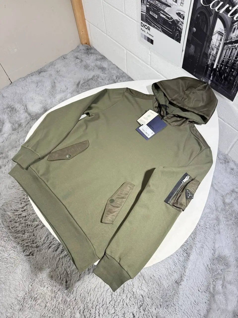 RADA GREEN HOODIE by Stock supplier