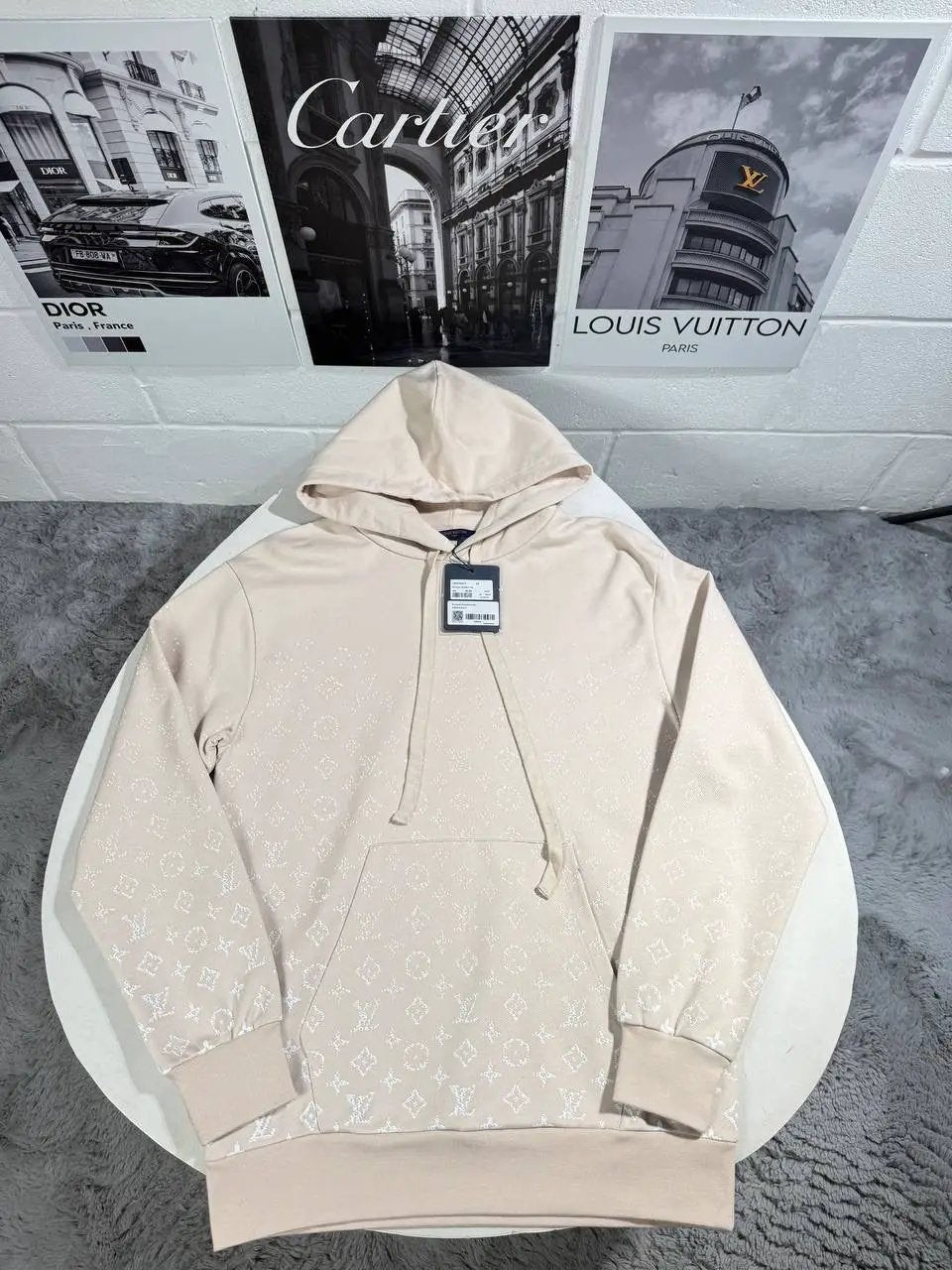 LVE MONOGRAM HOODIE by Stock supplier