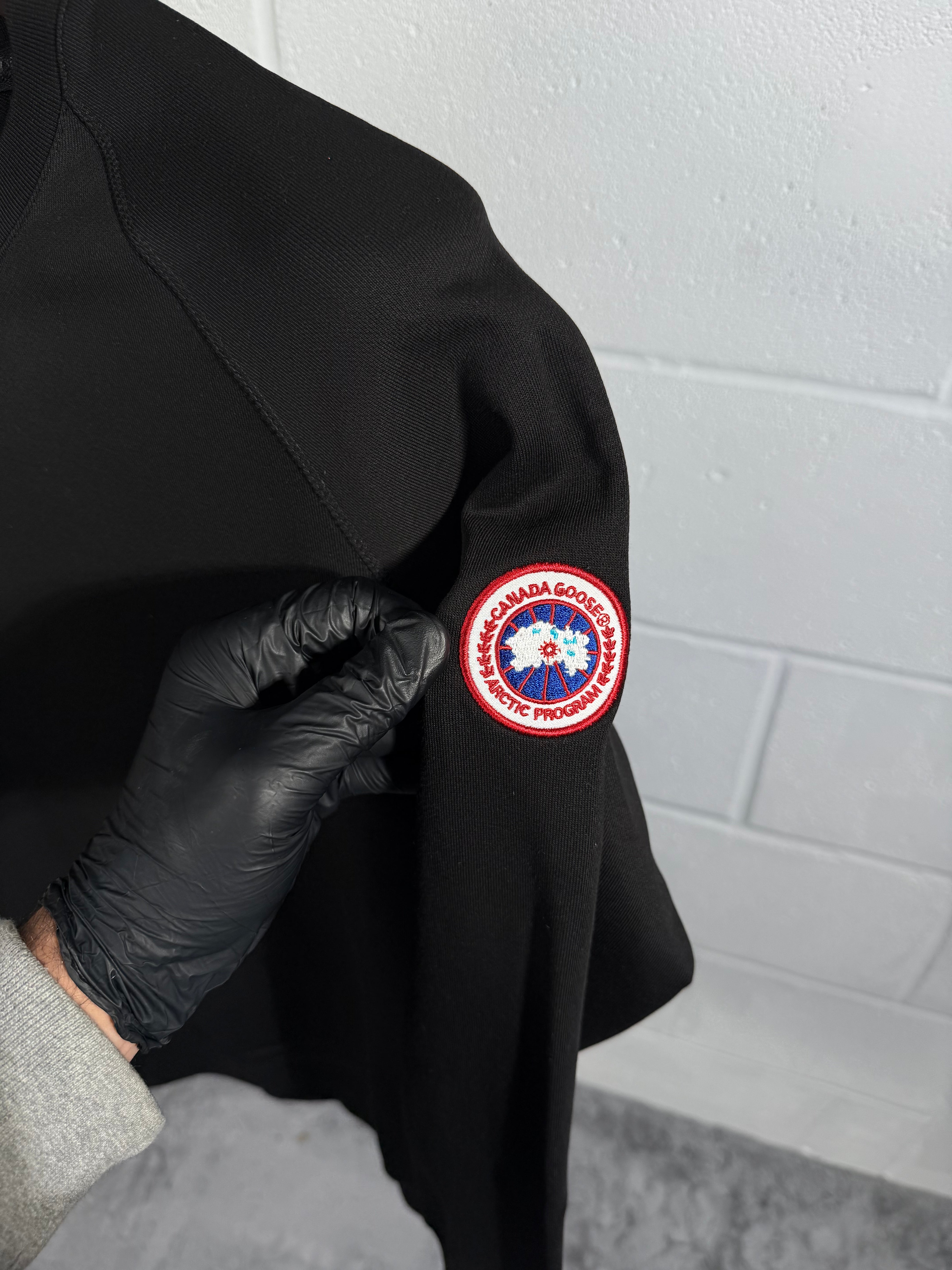 Canada goose sweater black