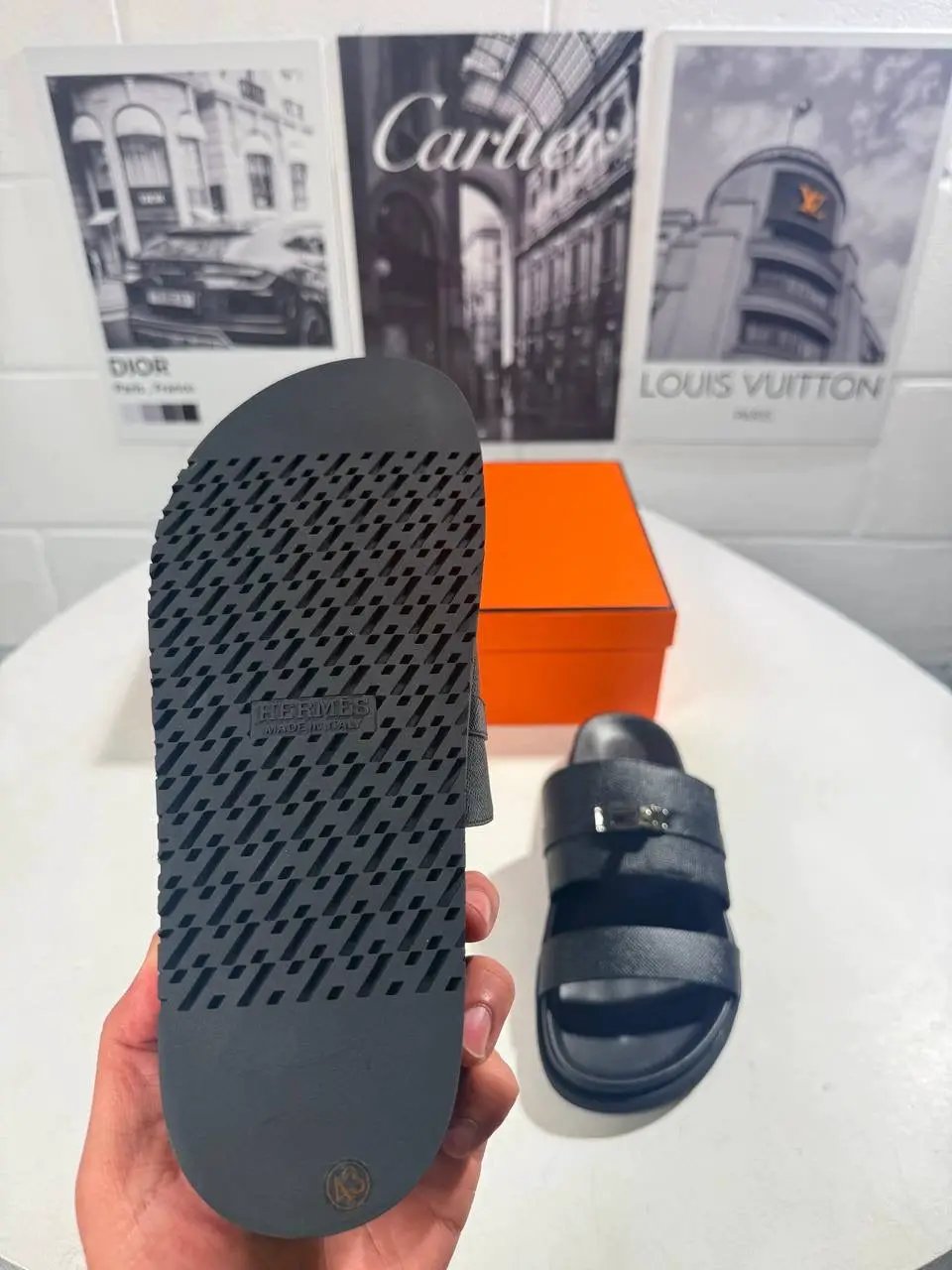 HEMS SLIDES MENS Stock supplier