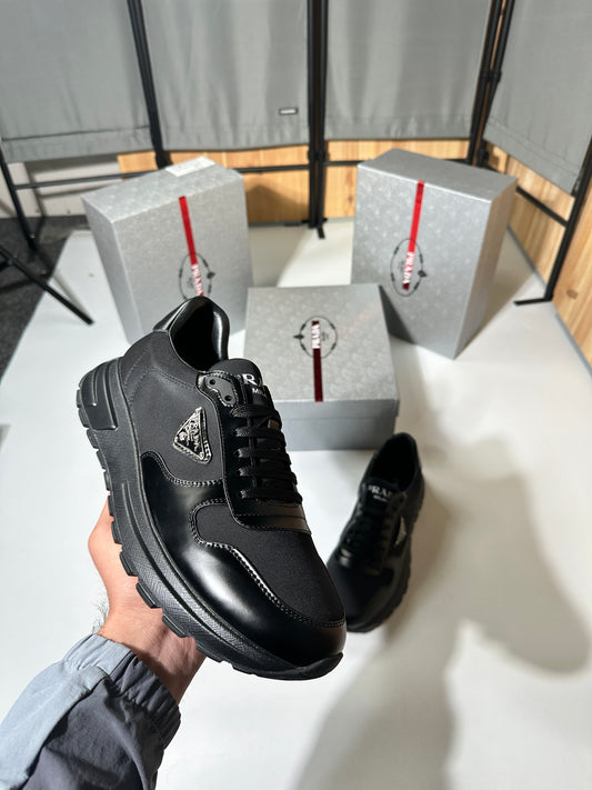 Prada - Sneaker Black