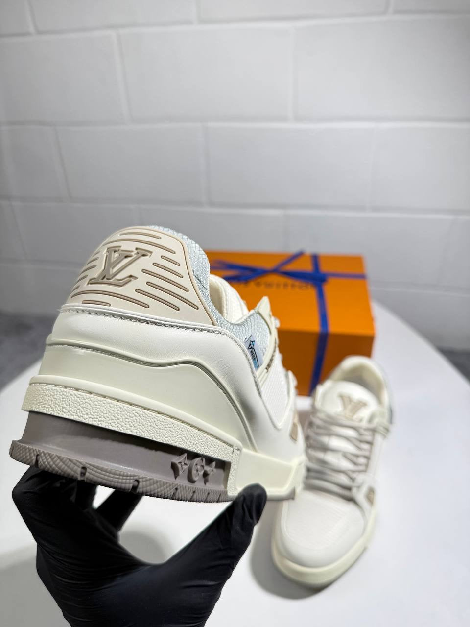 LVE TRAINER WHITE