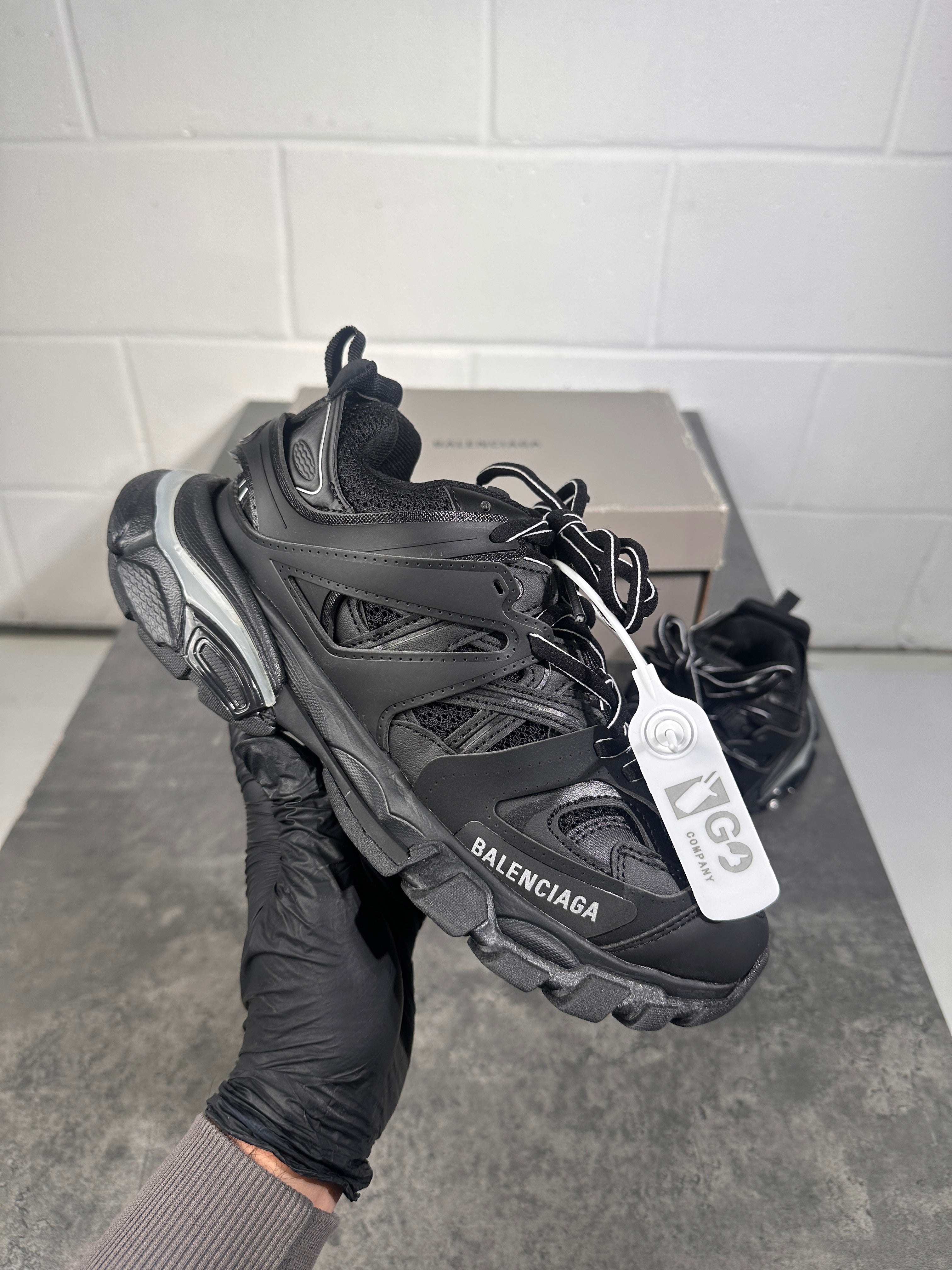 Balenciaga track black