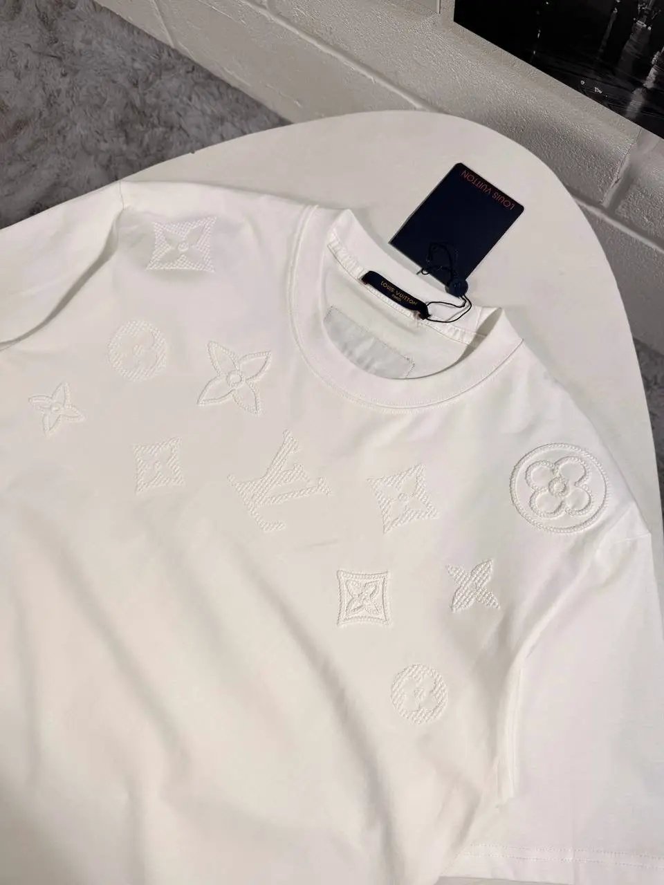 LVE MONOGRAM TSHIRT Stock supplier