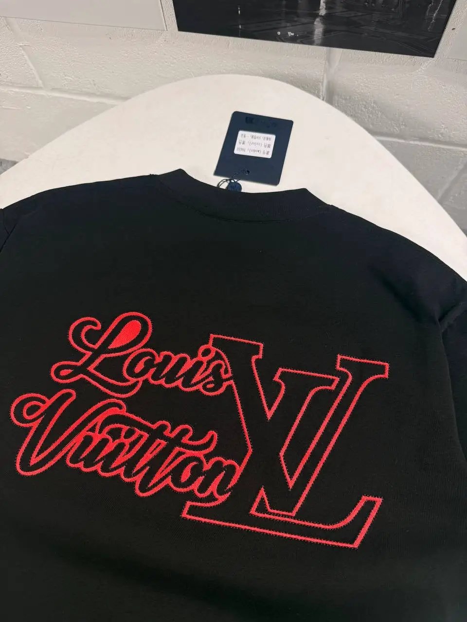 LVE RED LOGO TSHIRT Stock supplier