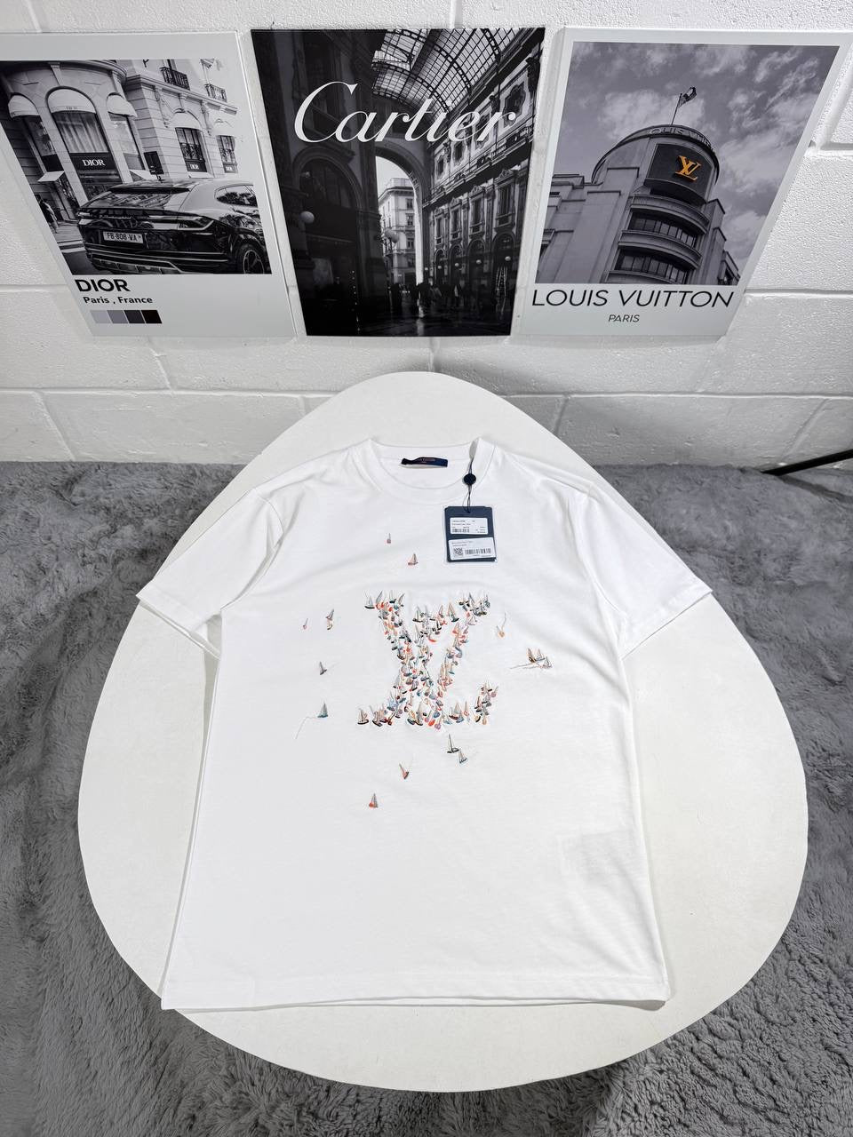 LVE EMBROIDERED T SHIRT