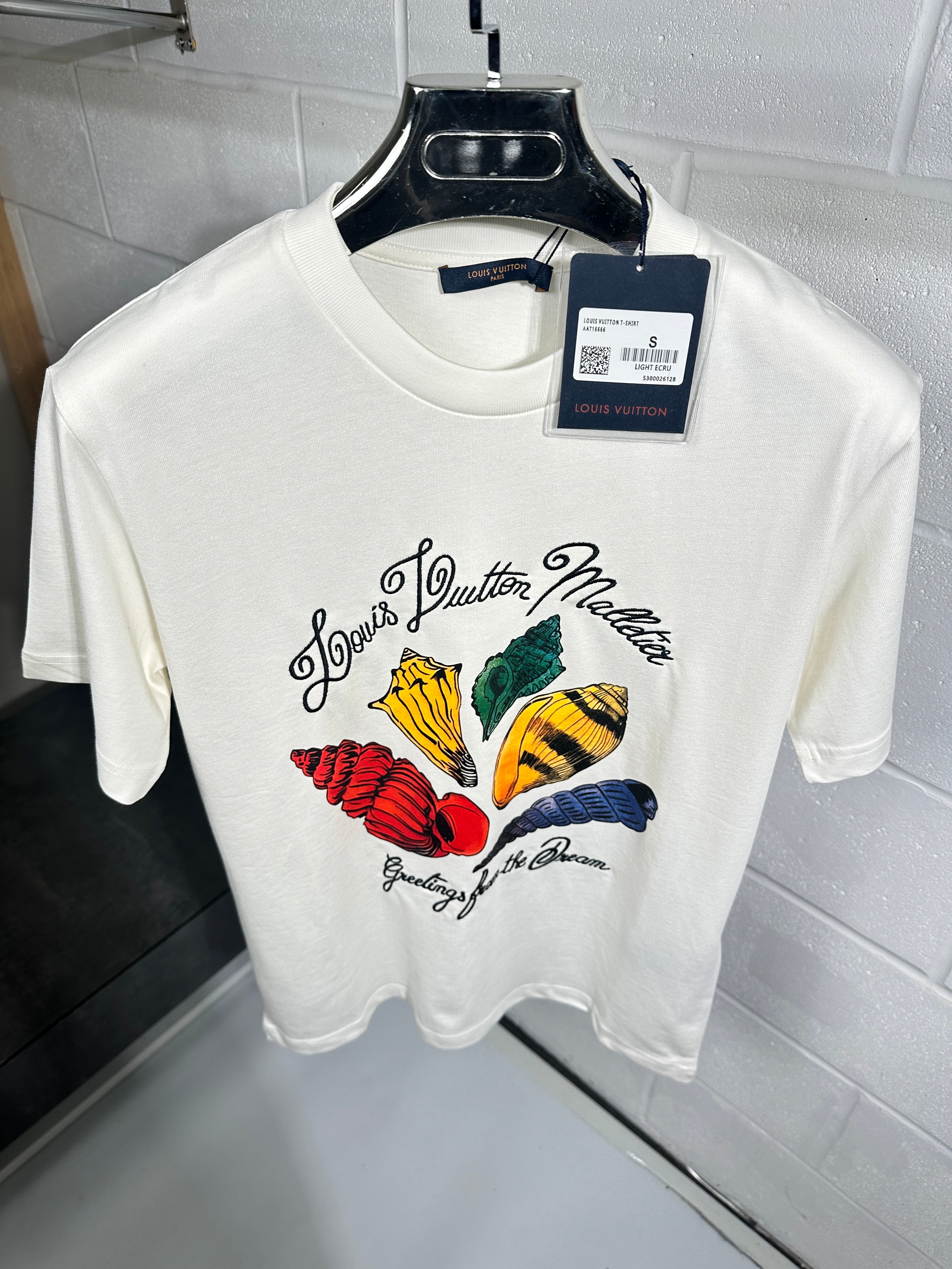 Lv tee white